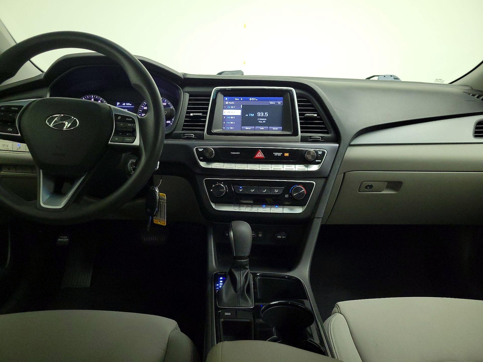 2019 Hyundai Sonata SE - Photo 10