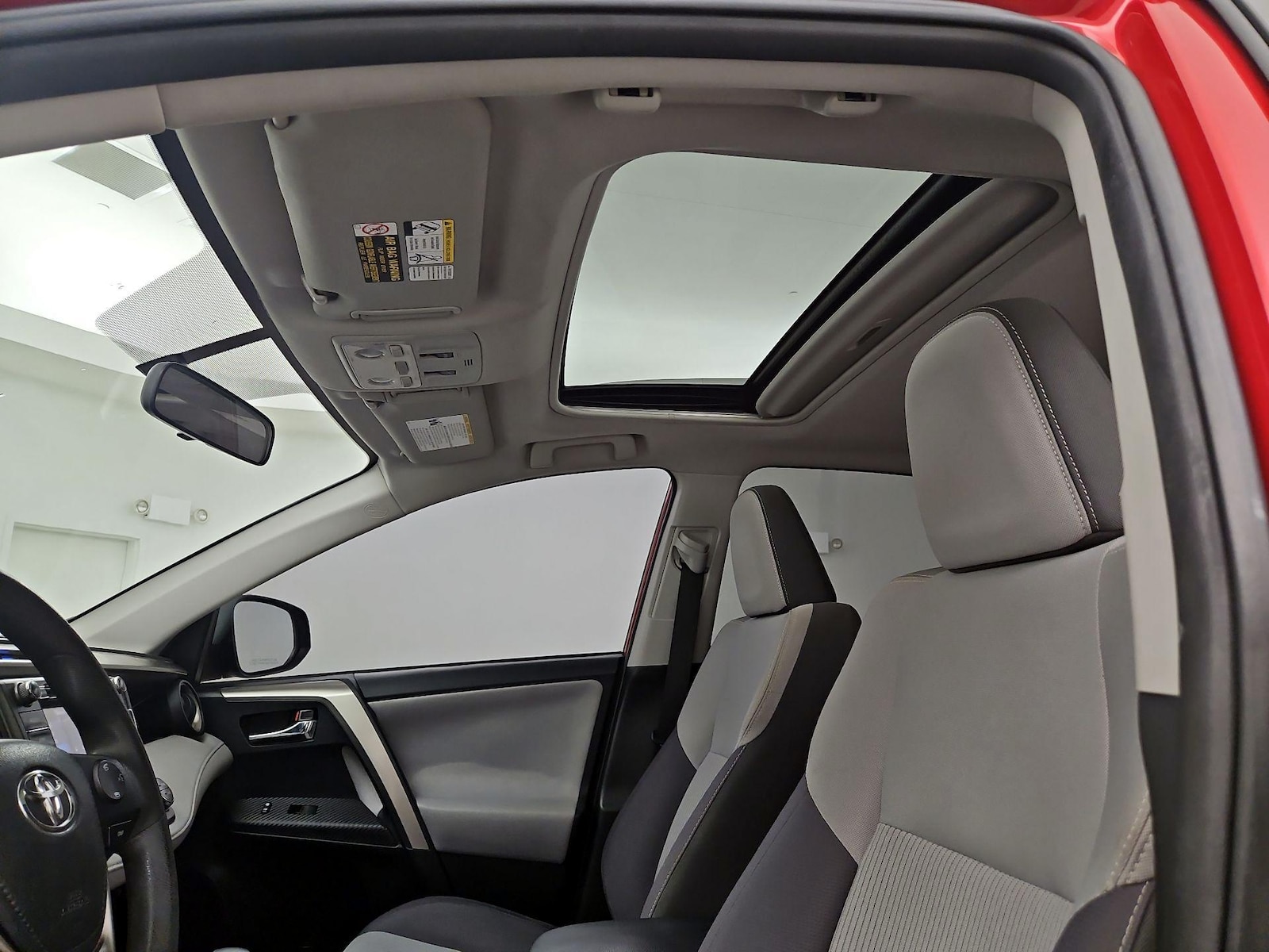 Sunroof(s) & Overhead Airbags