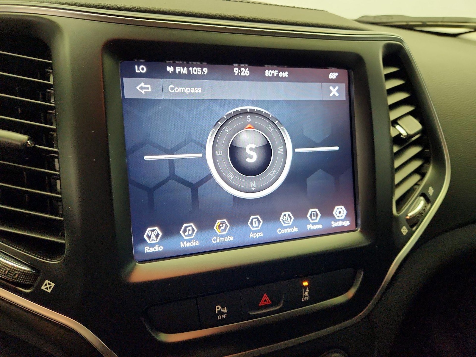 2021 Jeep Cherokee Latitude Lux - Photo 15
