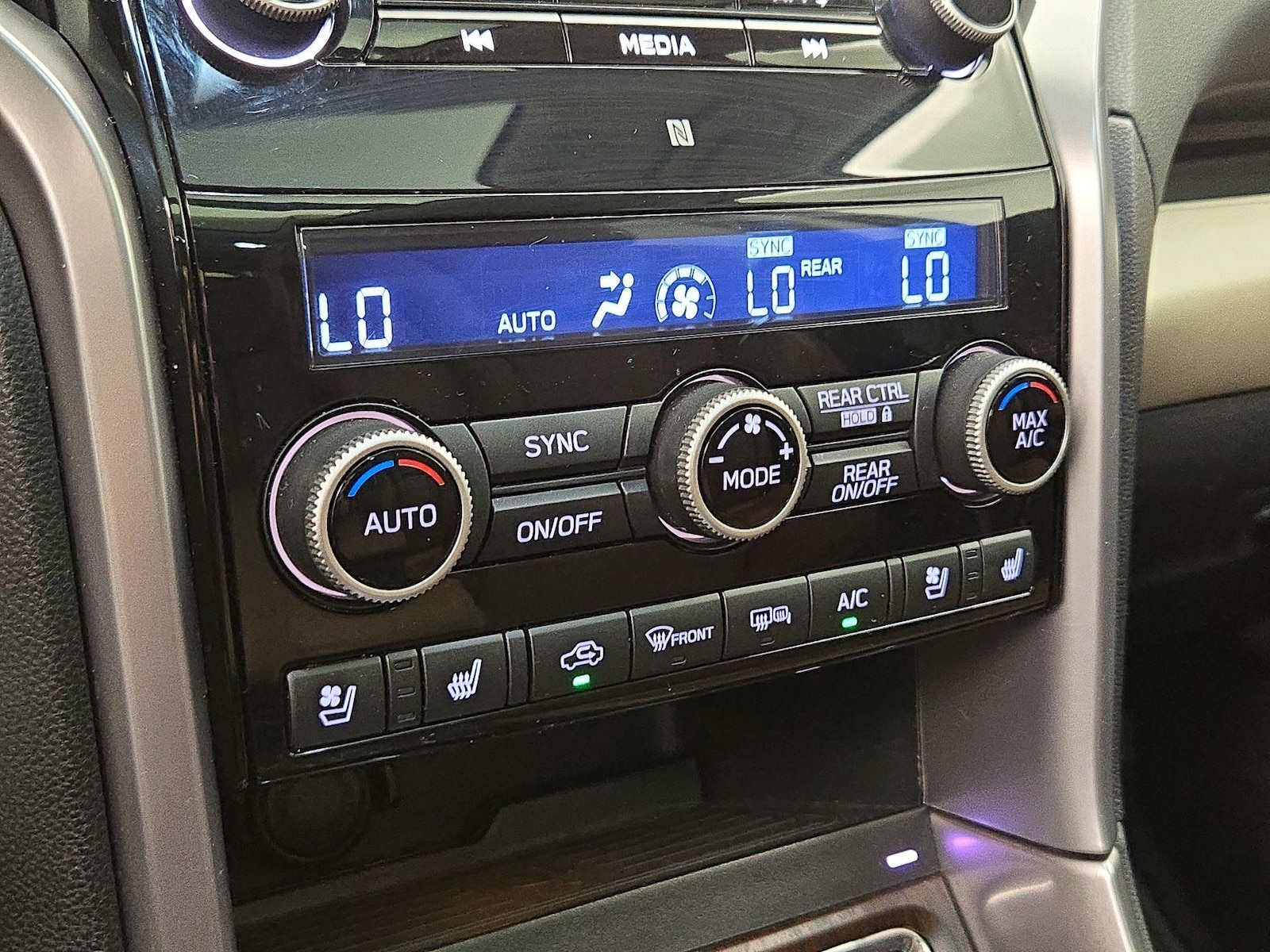 2021 Subaru Ascent Touring - Photo 18