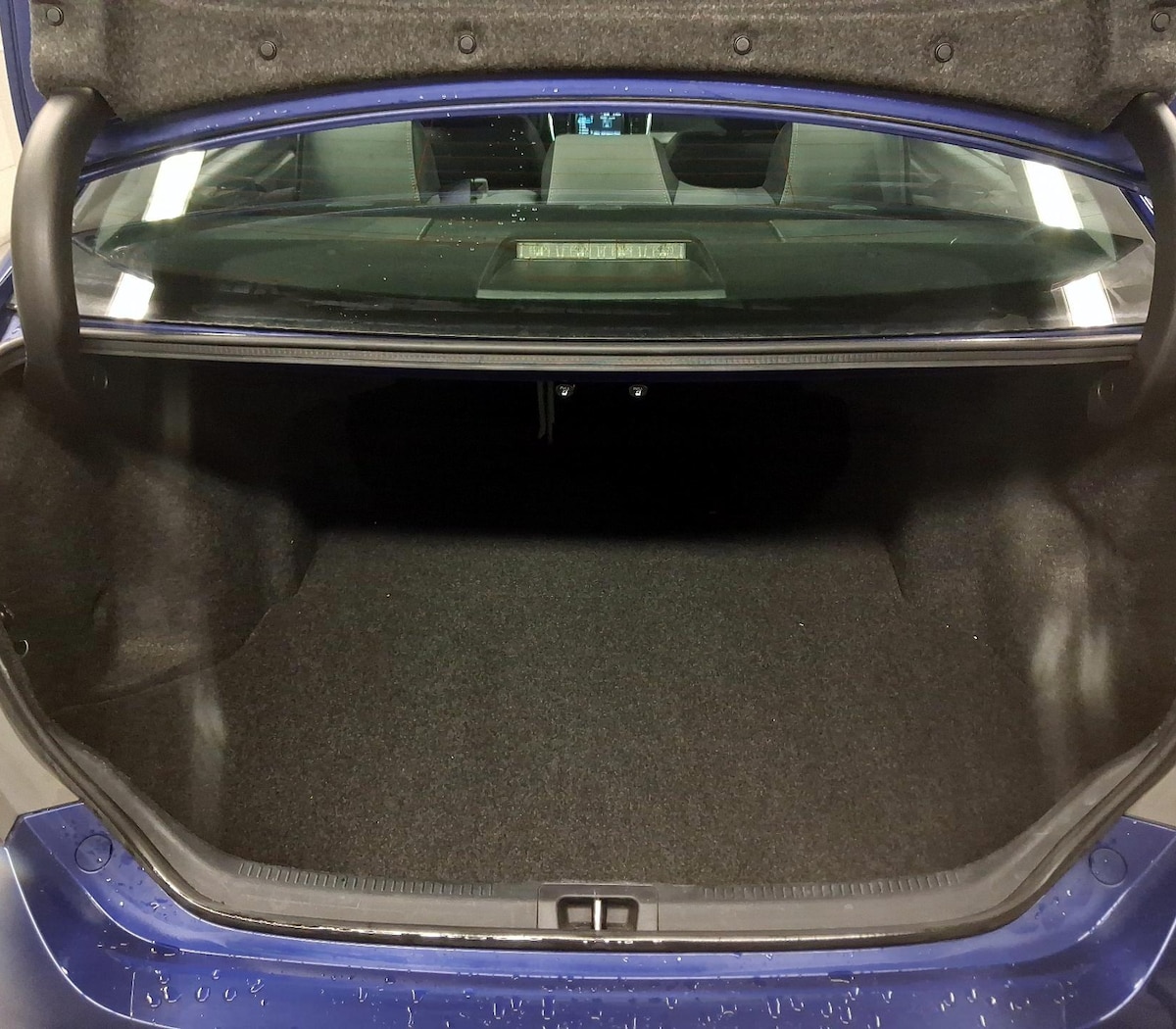 Trunk/Cargo (Seats Up)
