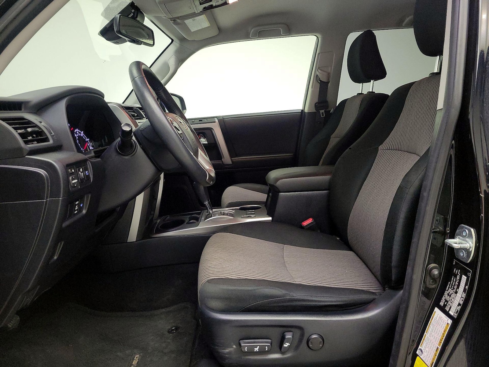 Power Seat(s) & Side Airbags