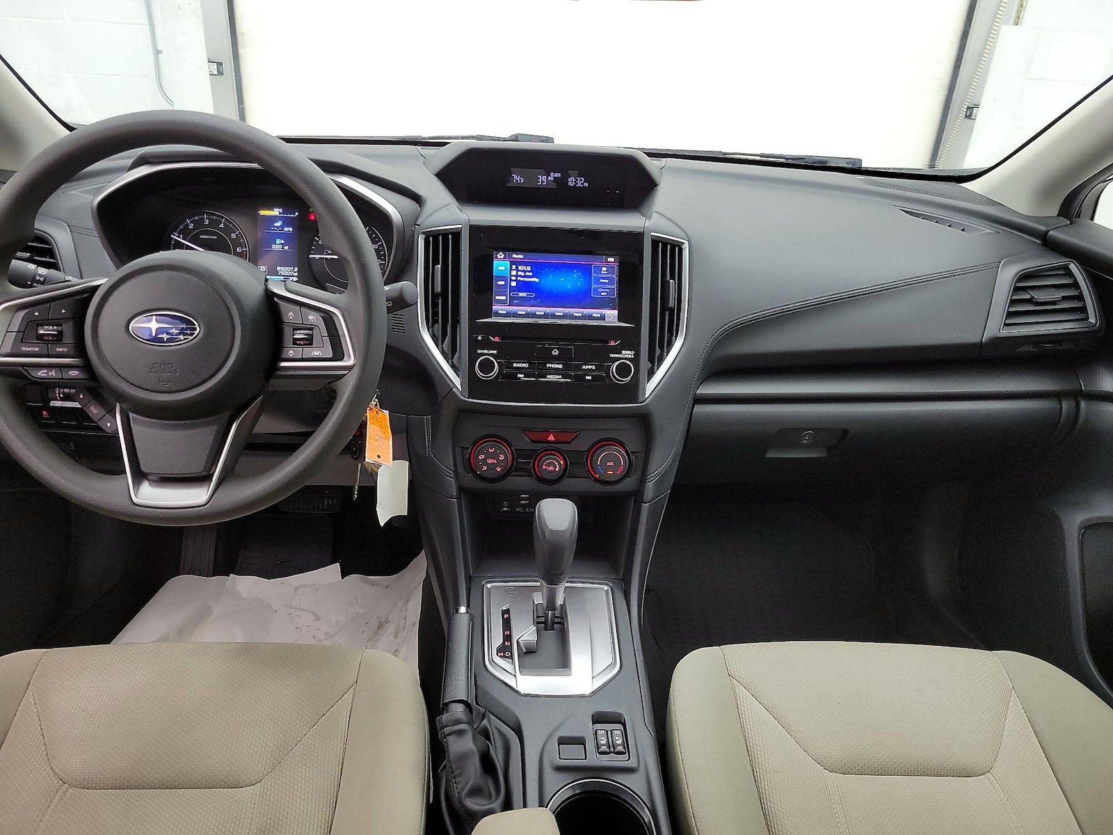 Apple CarPlay® & Android Auto™