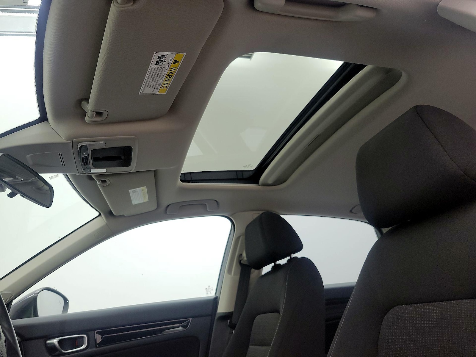 Sunroof(s) & Overhead Airbags