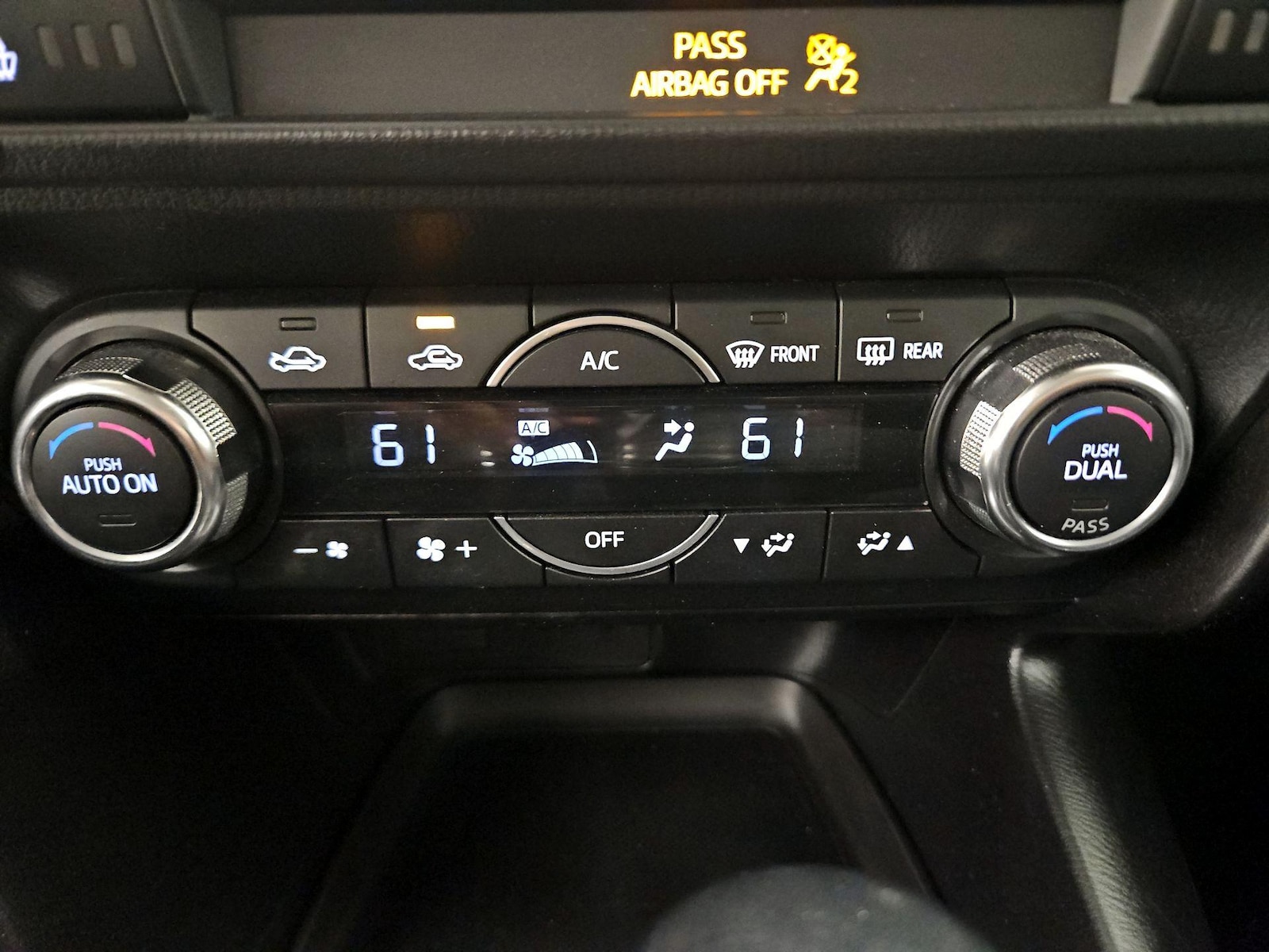 2018 Mazda Mazda3 Grand Touring - Photo 17