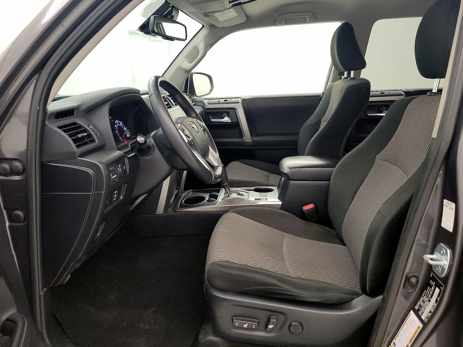 Power Seat(s) & Side Airbags