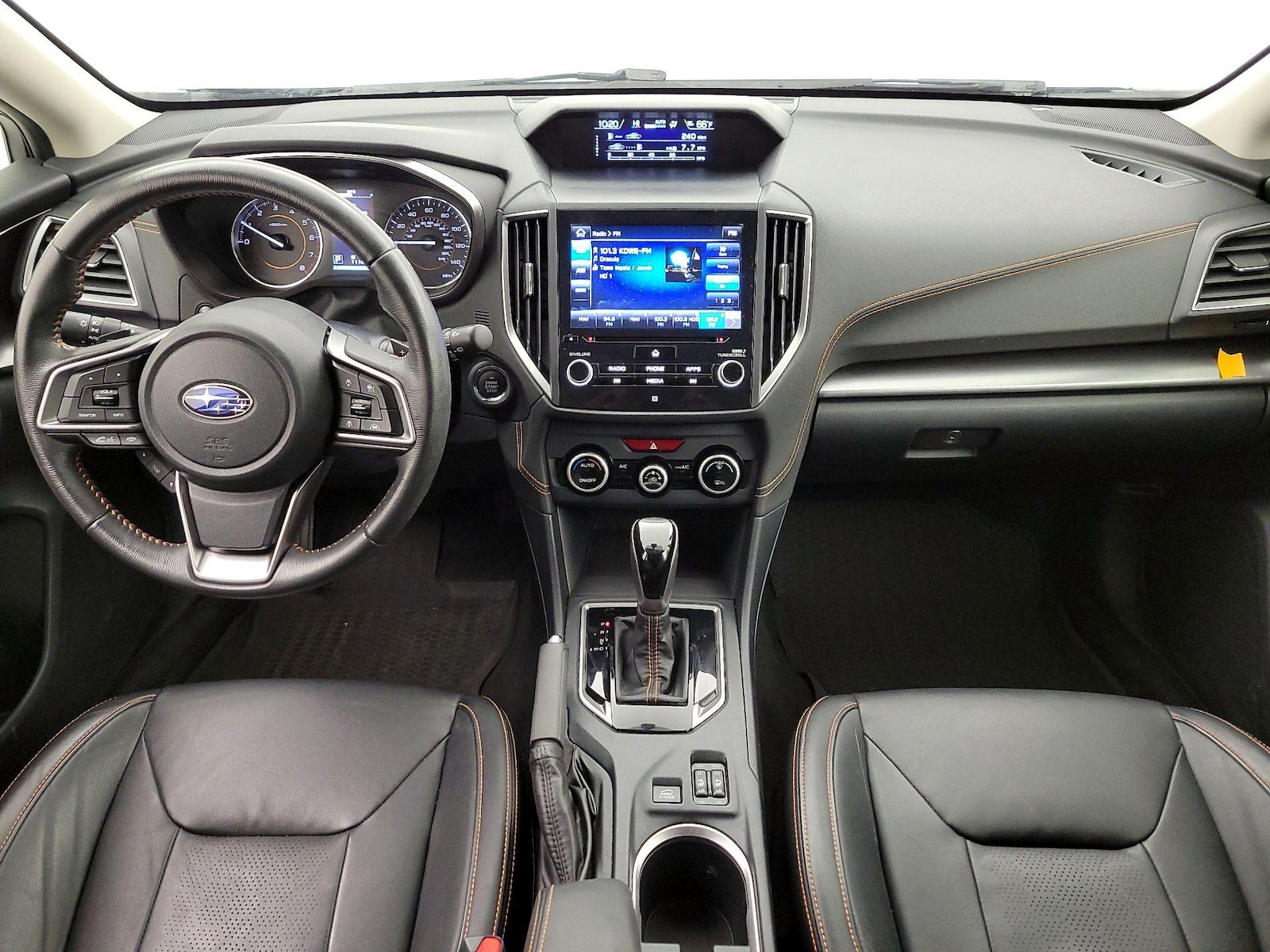 Apple CarPlay® & Android Auto™