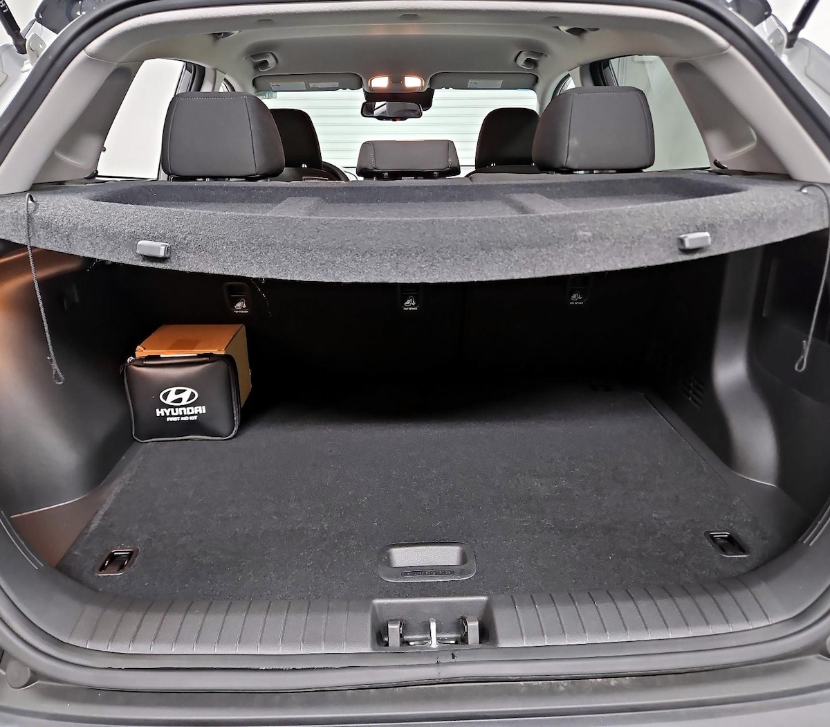 Trunk/Cargo (Seats Up)