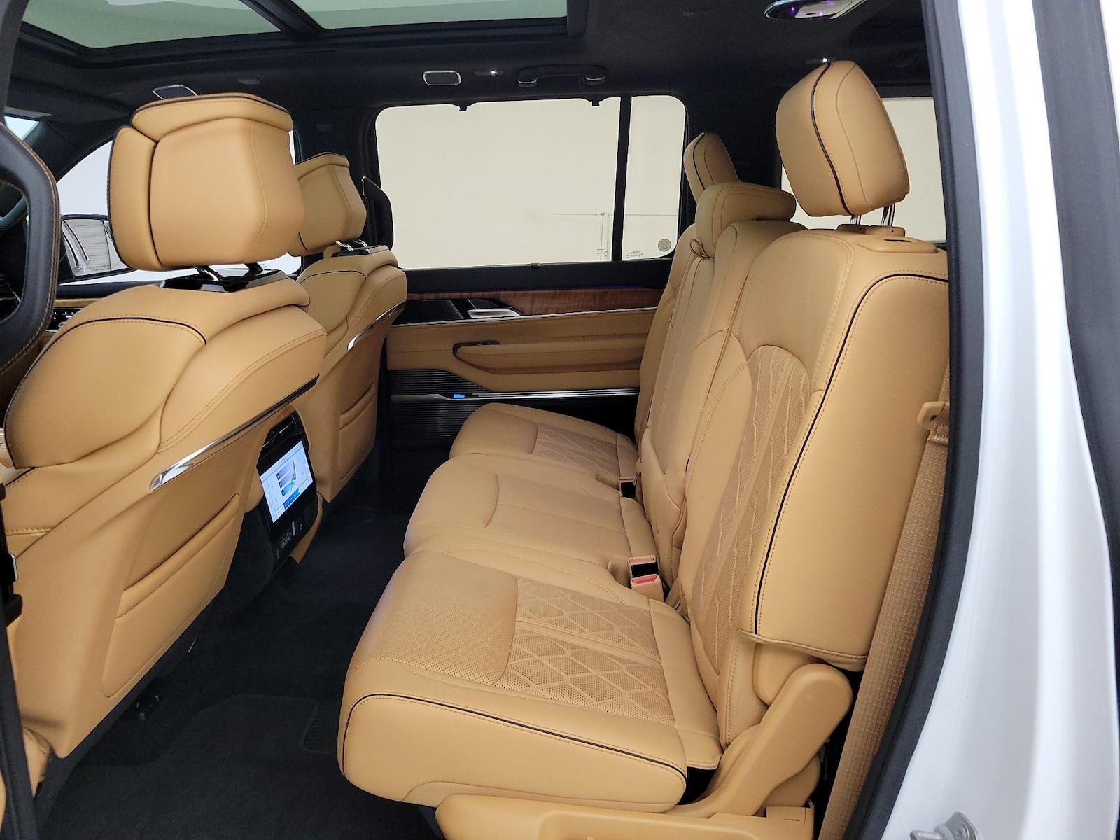 Rear Air Conditioning
