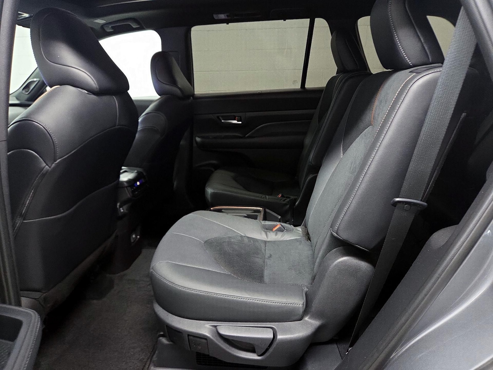 Rear Air Conditioning
