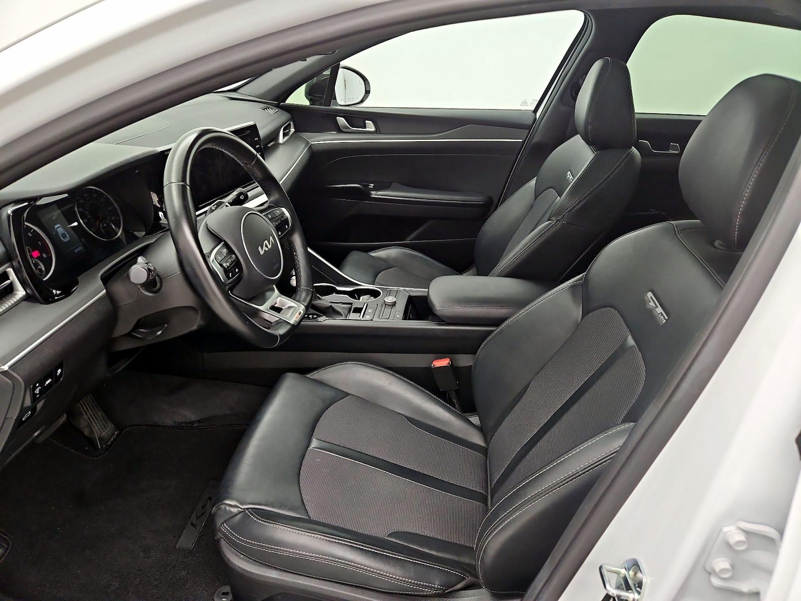 Power Seat(s) & Side Airbags