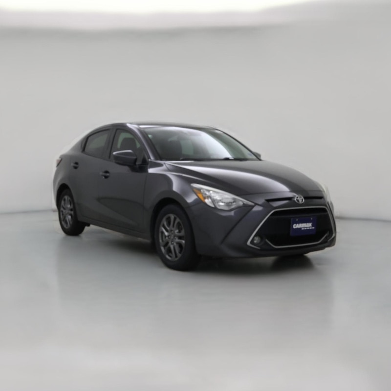2020 Toyota Yaris LE