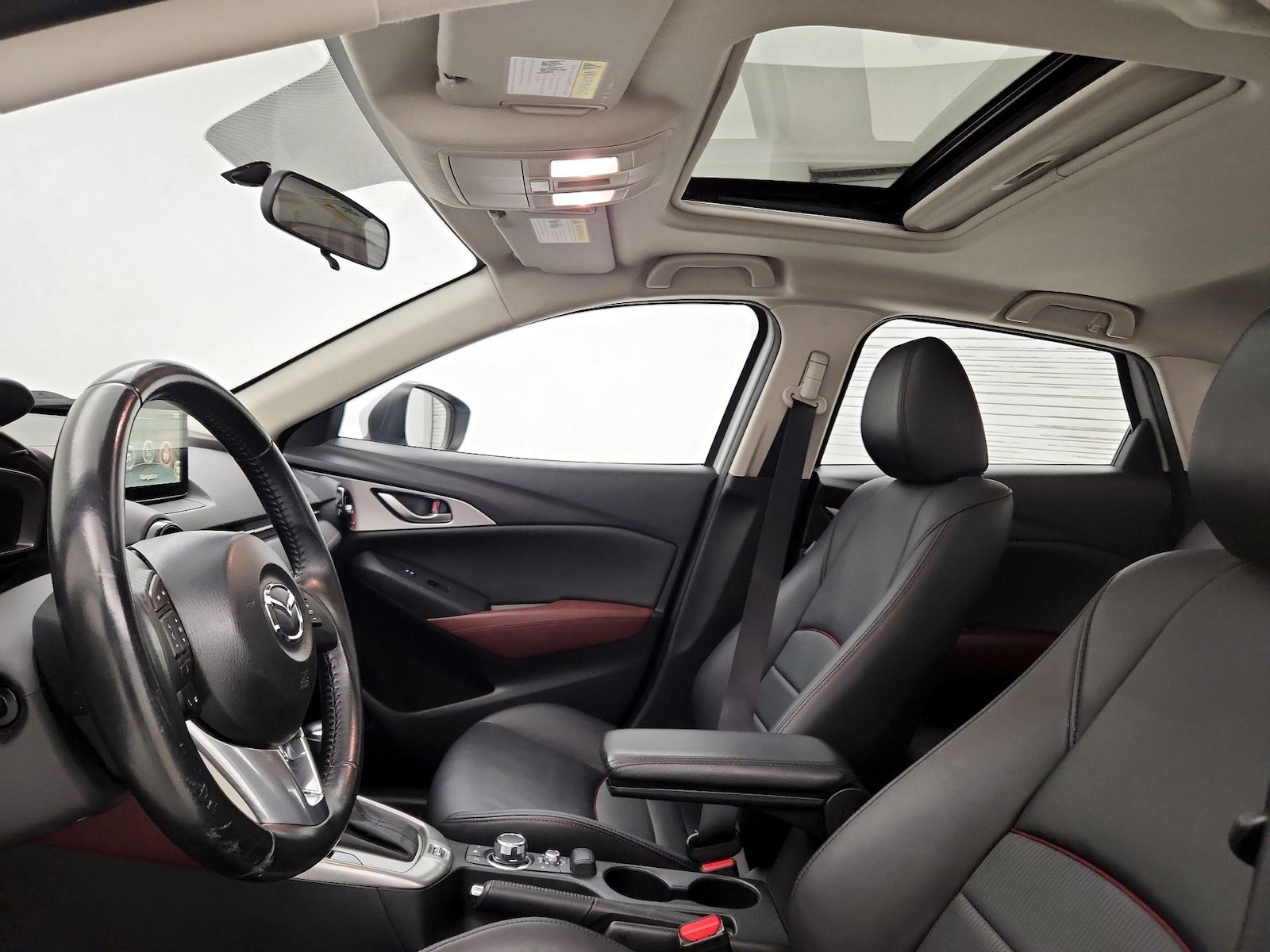 Sunroof(s) & Overhead Airbags