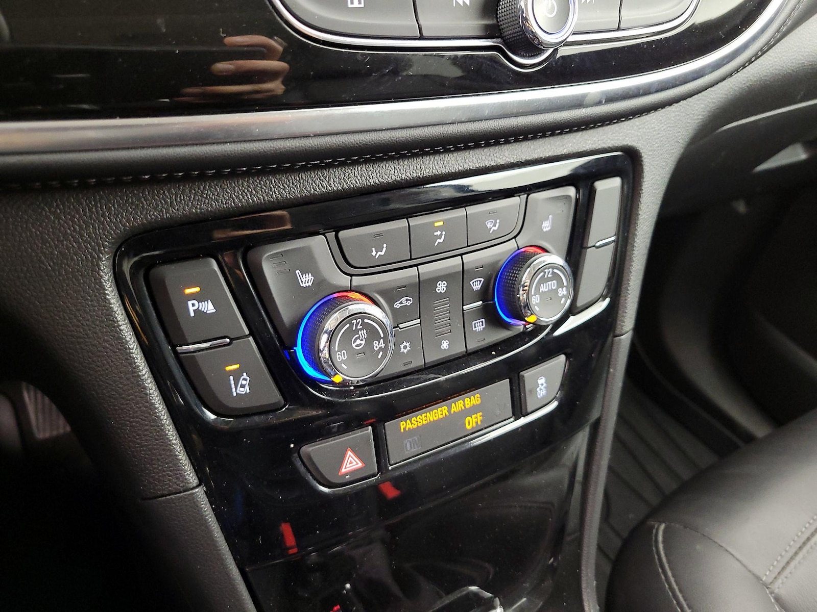 2017 Buick Encore Premium - Photo 18