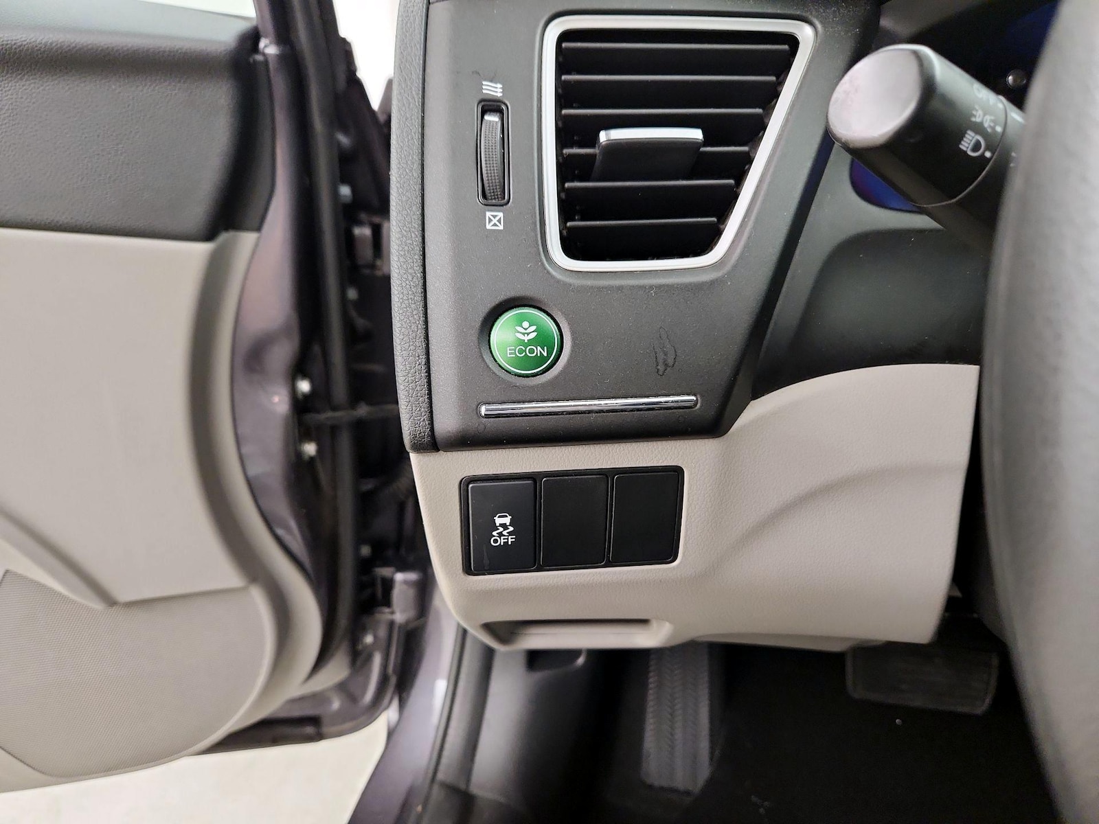 2015 Honda Civic LX - Photo 14