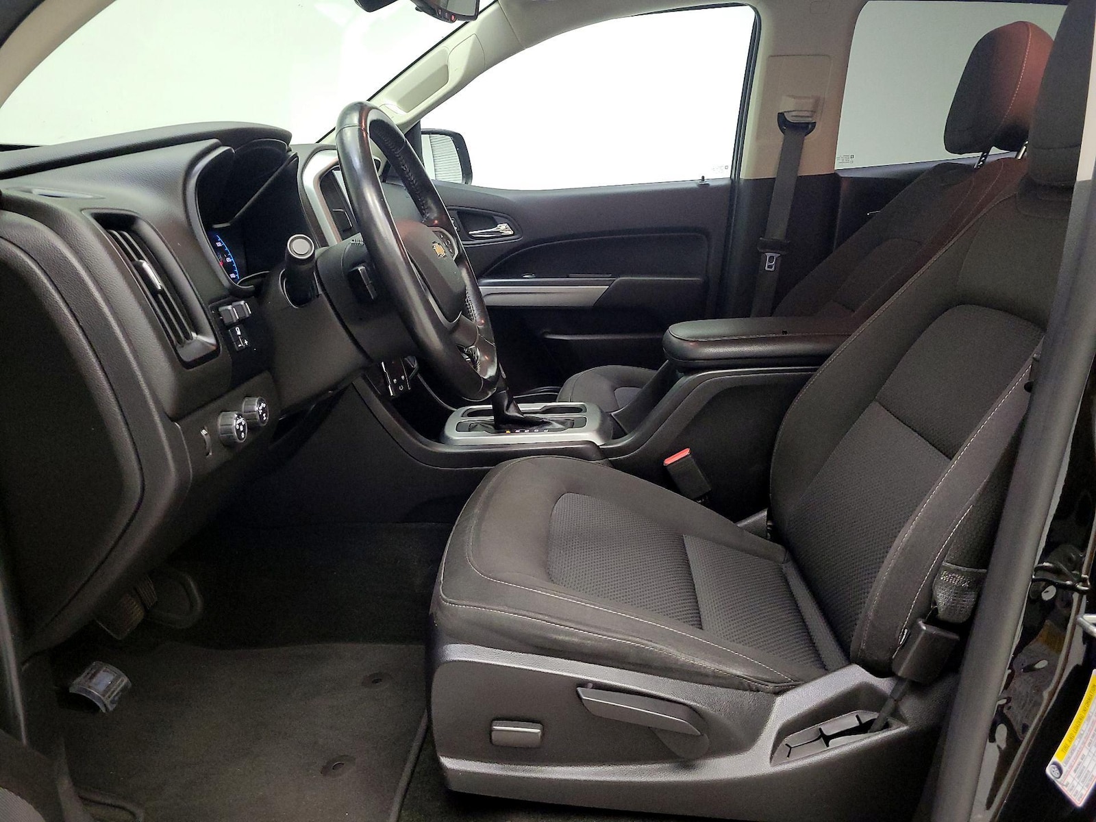 Power Seat(s) & Side Airbags