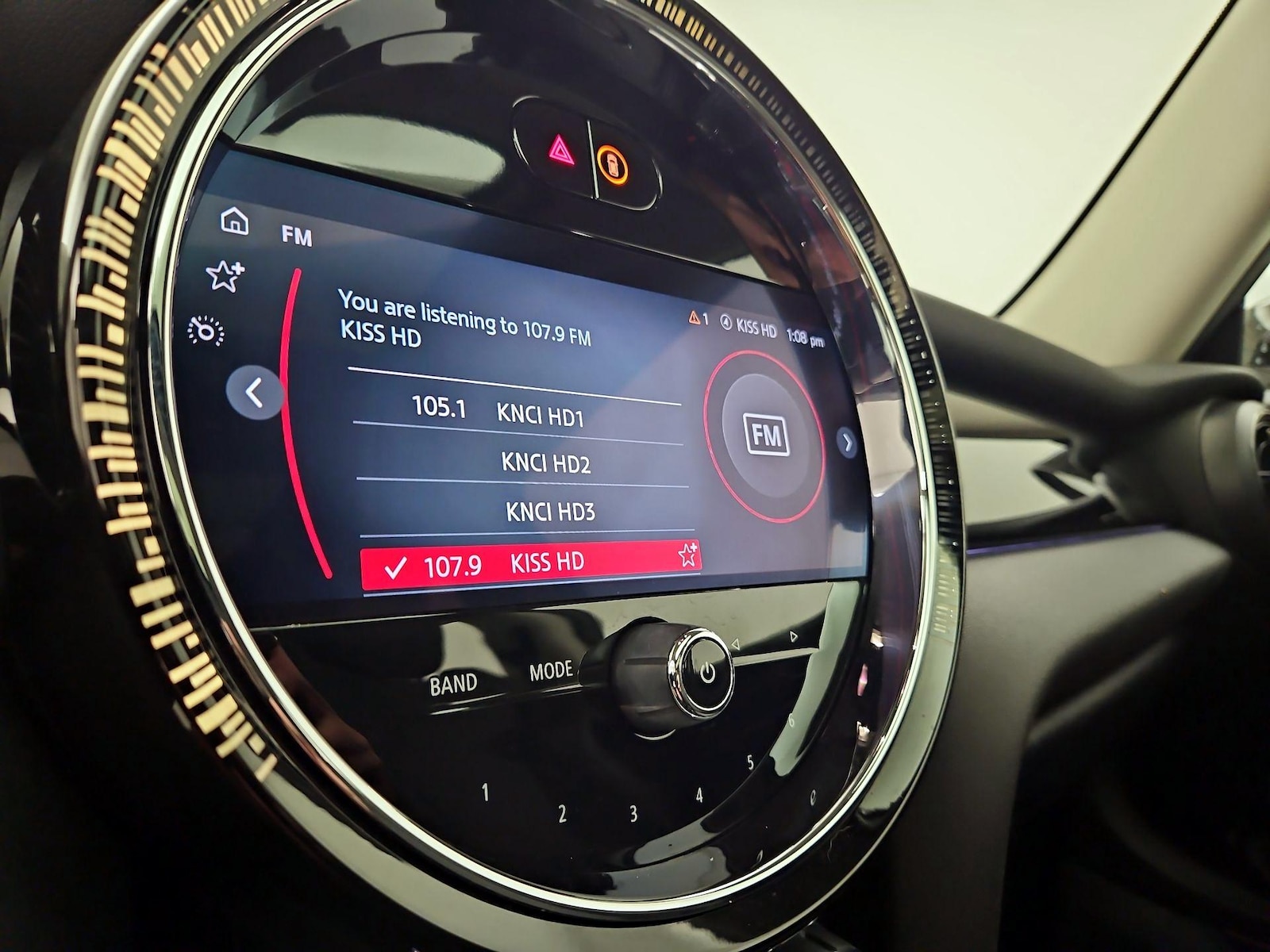 2022 MINI Hardtop 2 Door SE - Photo 17
