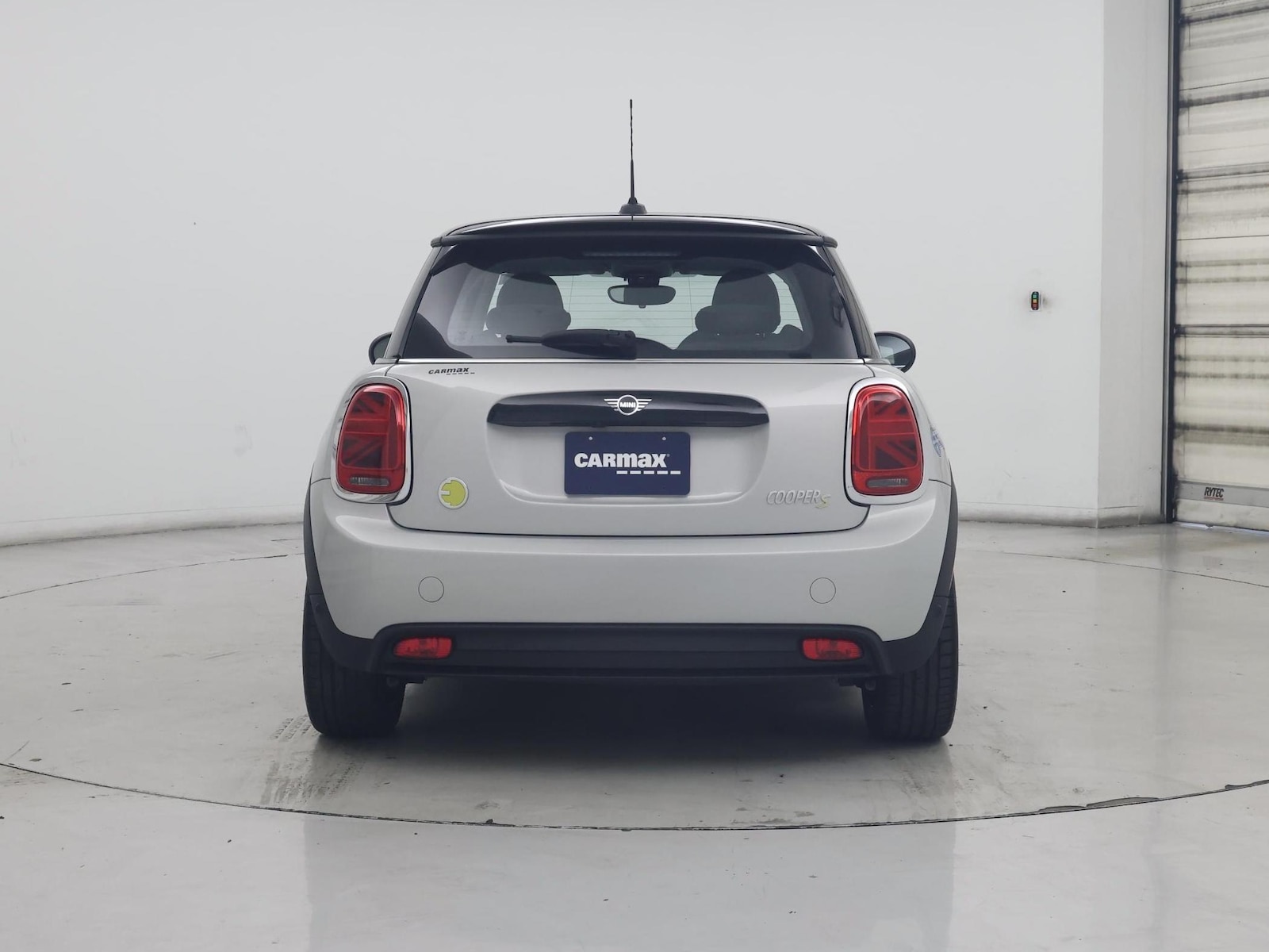 2022 MINI Hardtop 2 Door SE - Photo 7