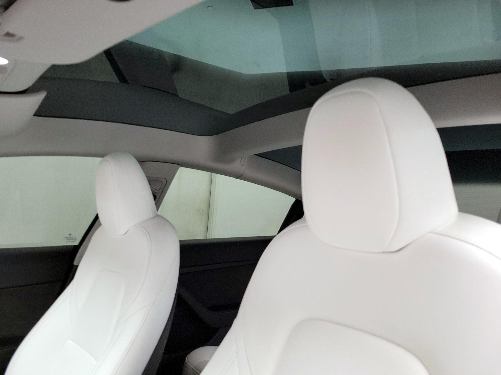 Skylight(s) & Overhead Airbags