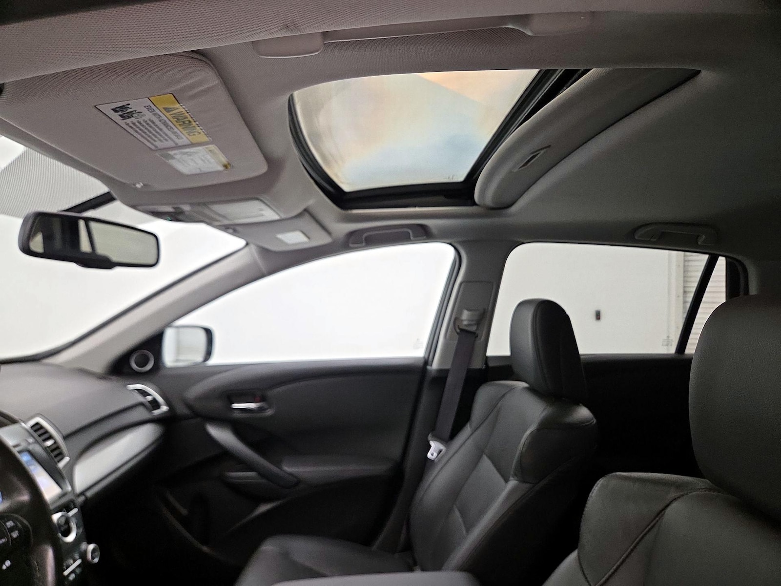 Sunroof(s) & Overhead Airbags