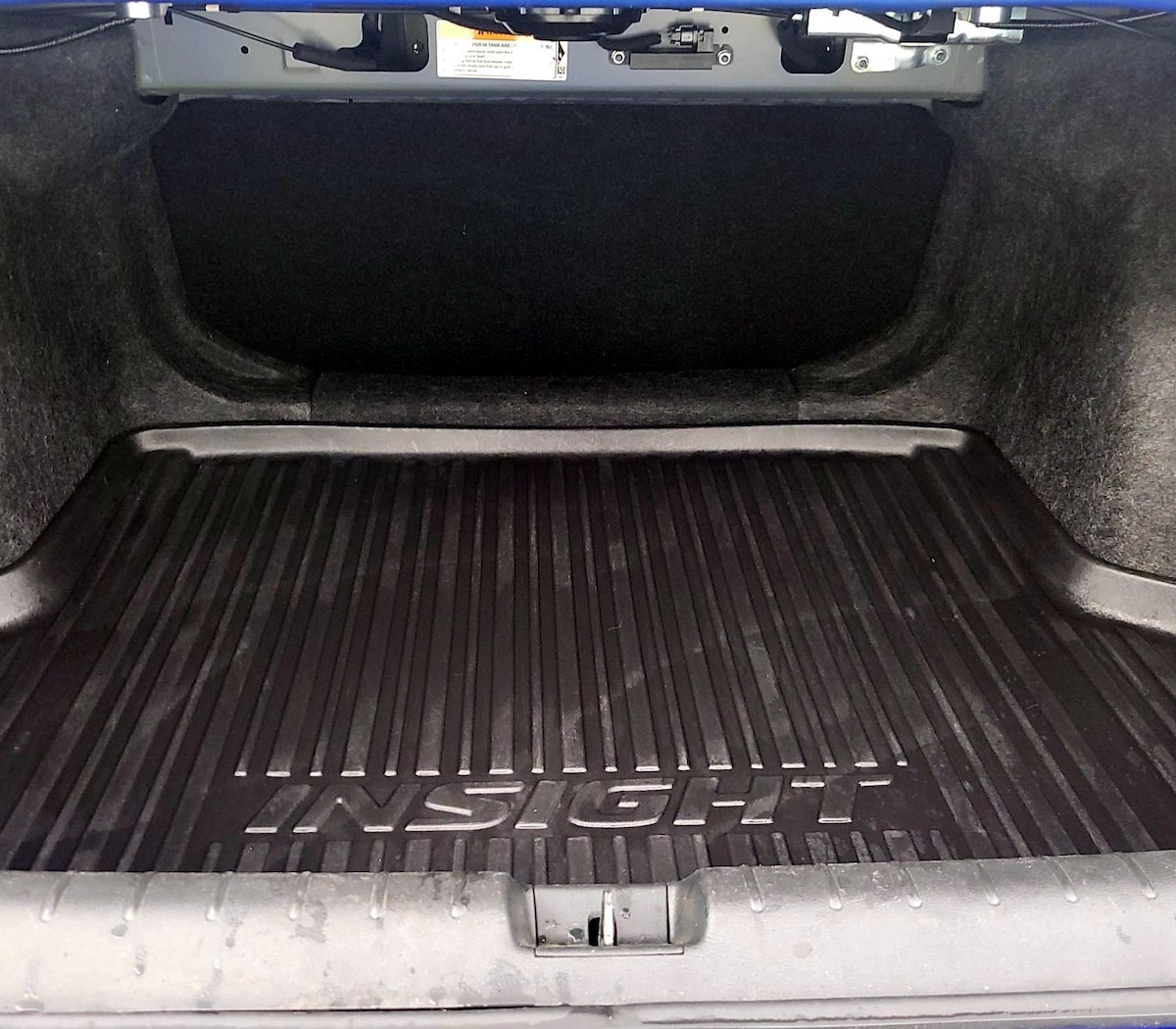 Trunk/Cargo (Seats Up)