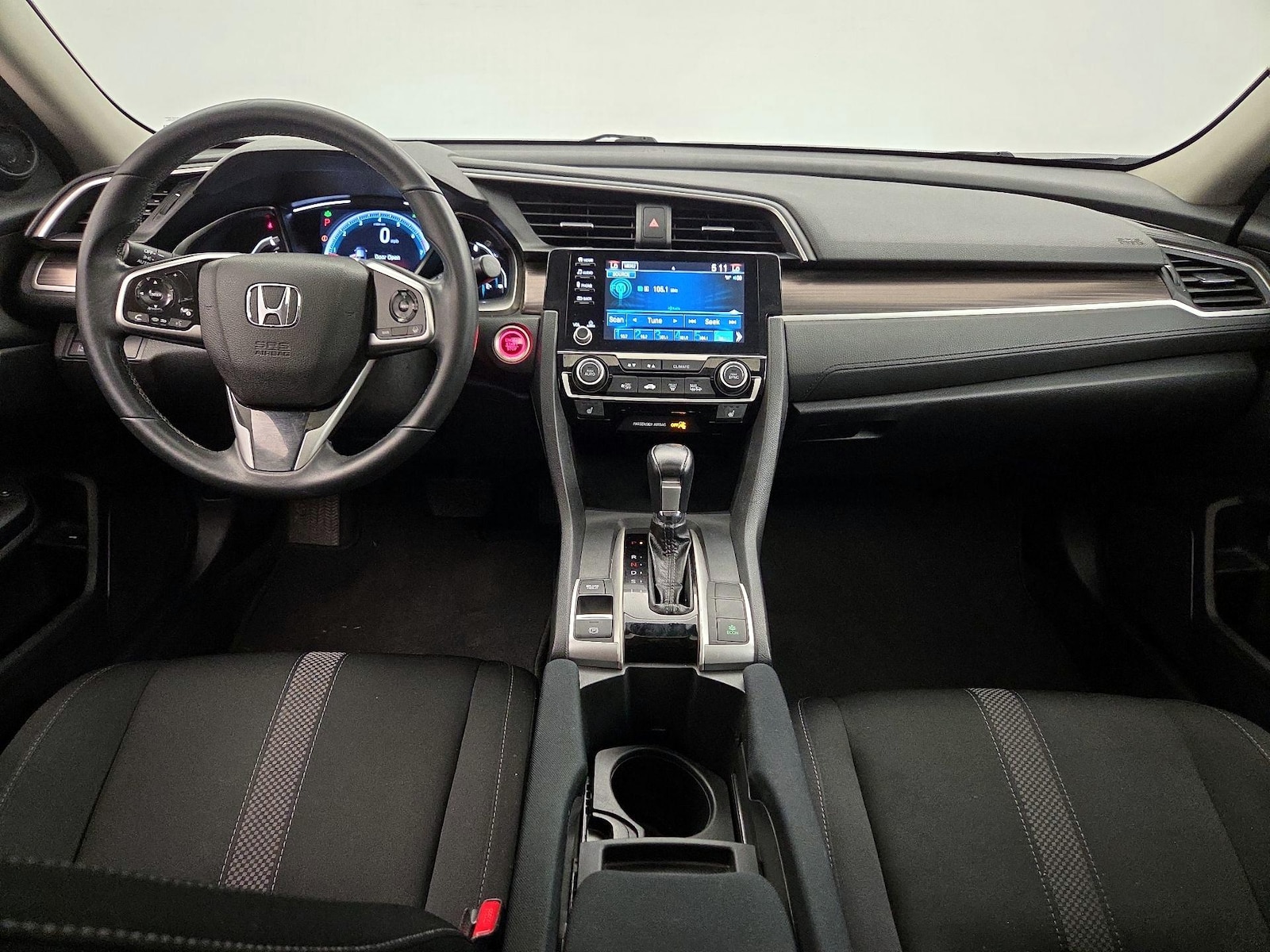 Apple CarPlay® & Android Auto™