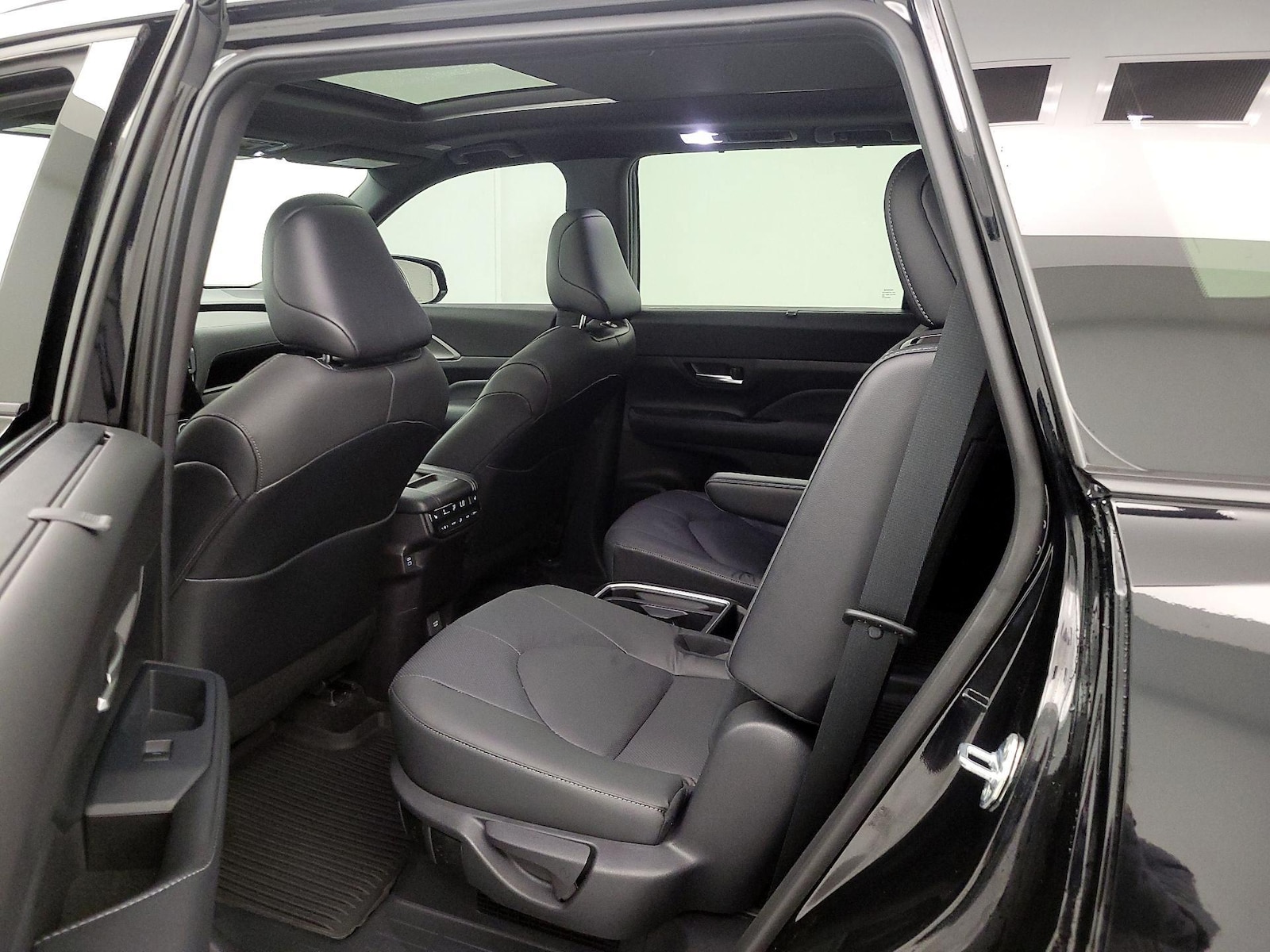 Rear Air Conditioning