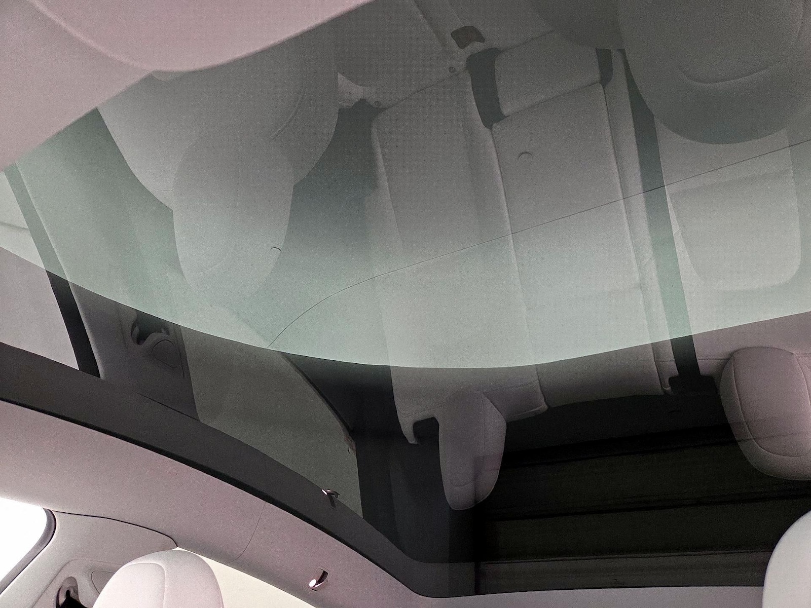 Skylight(s) & Overhead Airbags