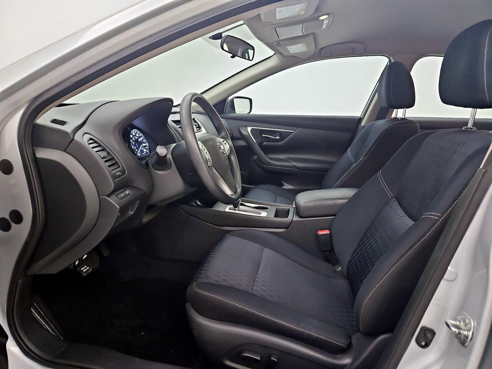Power Seat(s) & Side Airbags
