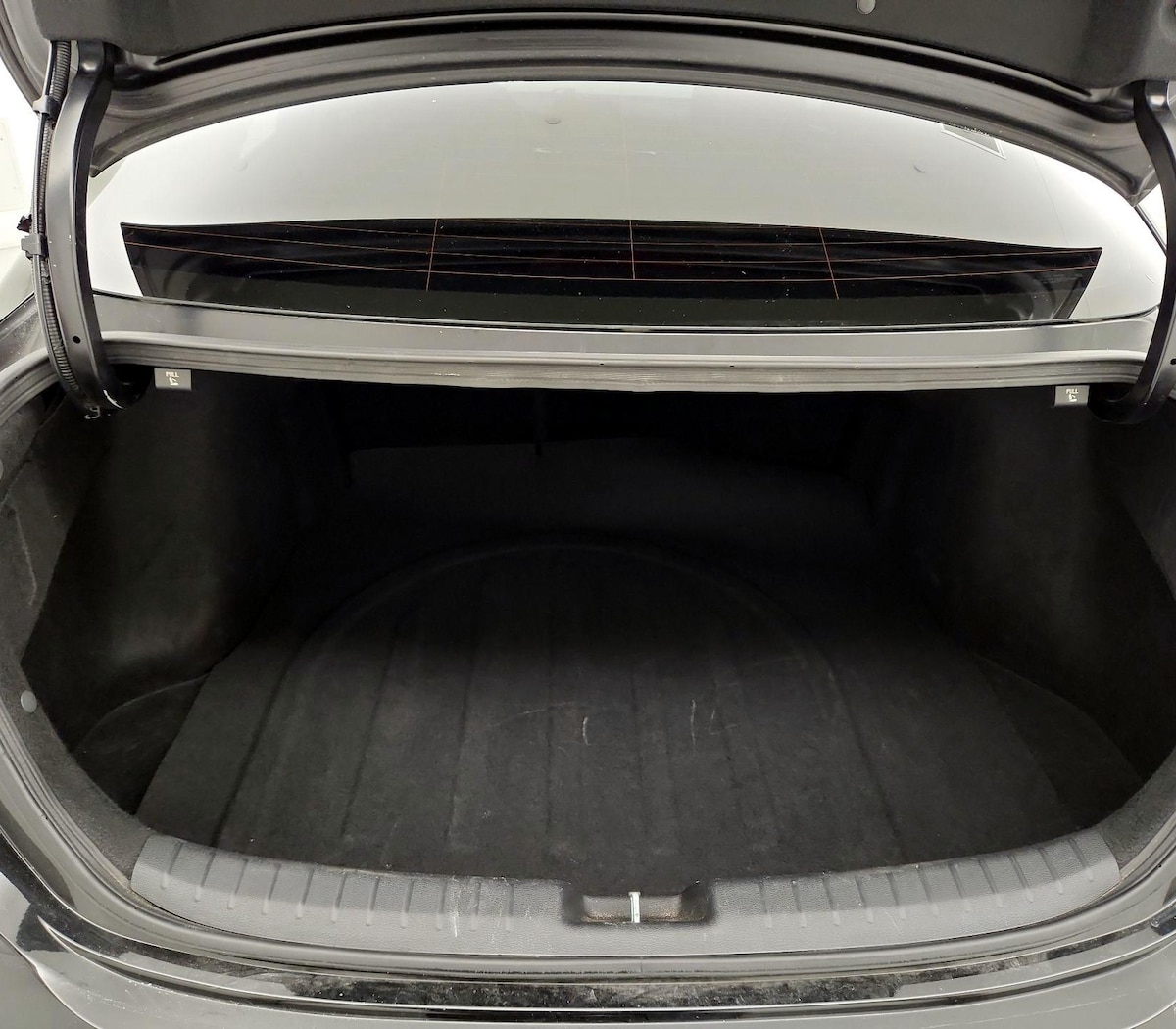 Trunk/Cargo (Seats Up)
