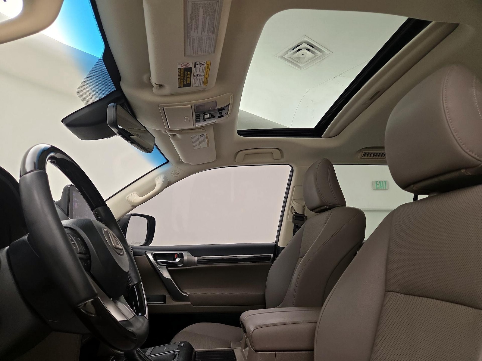 Sunroof(s) & Overhead Airbags
