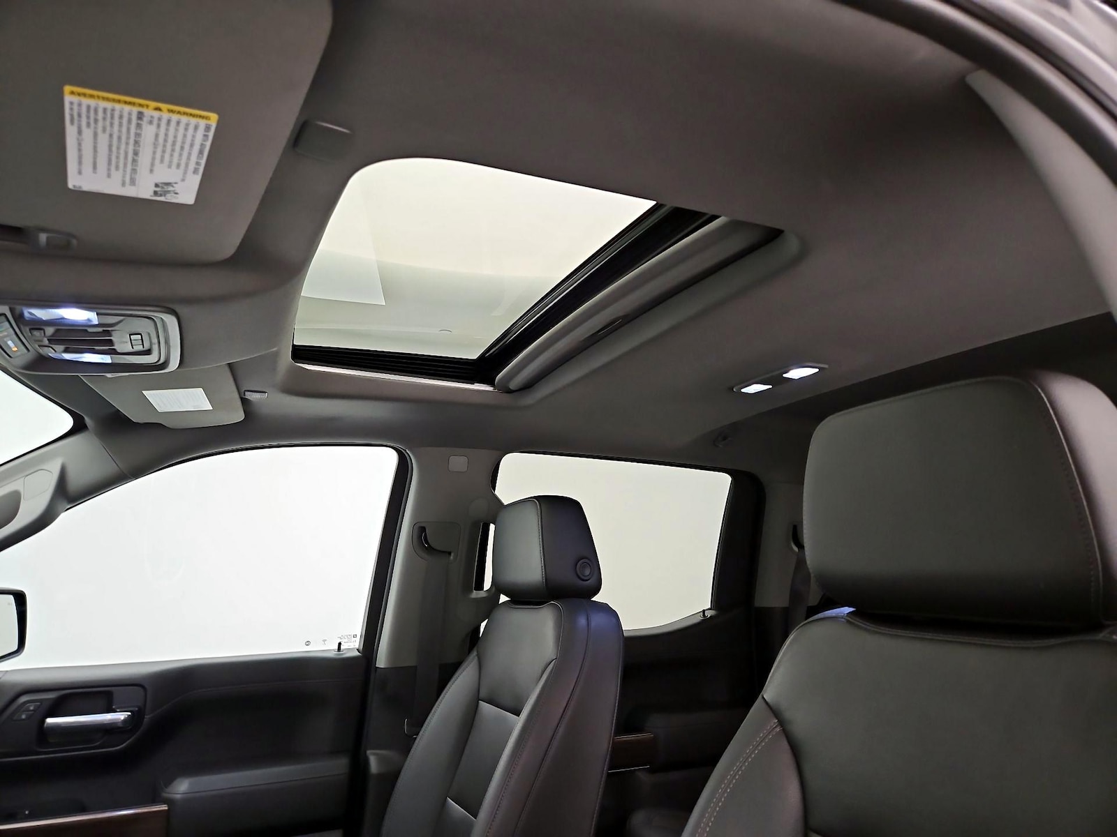 Sunroof(s) & Overhead Airbags