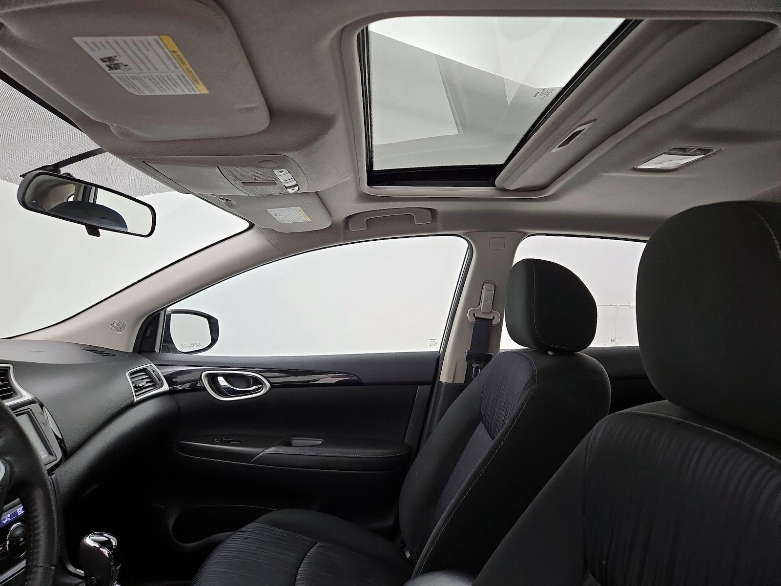 Sunroof(s) & Overhead Airbags