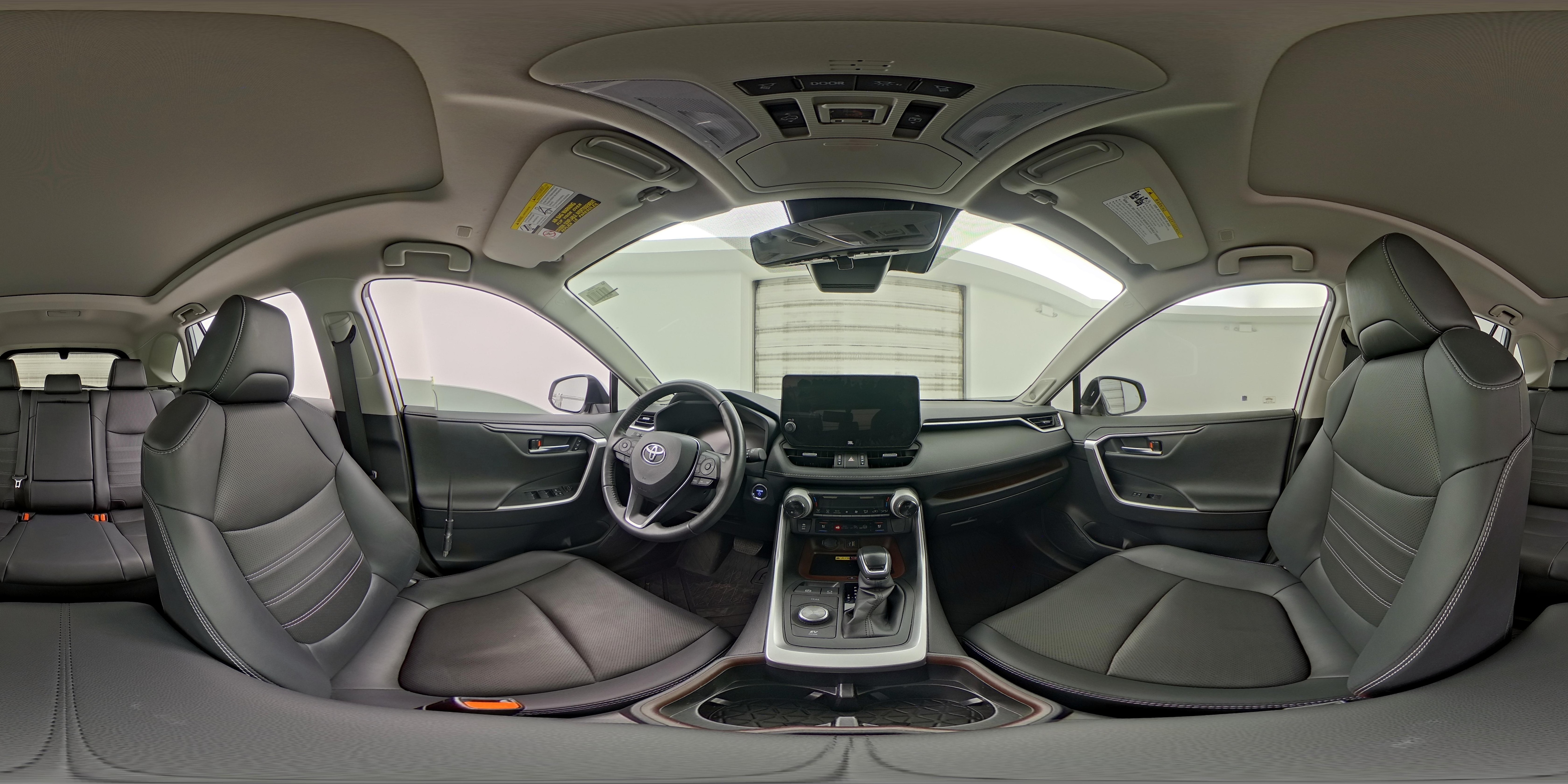 2024 Toyota RAV4 Limited - Photo 24