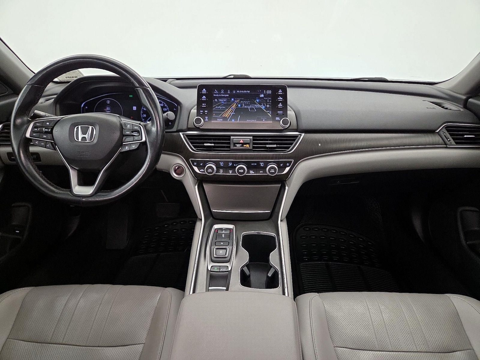 Apple CarPlay® & Android Auto™