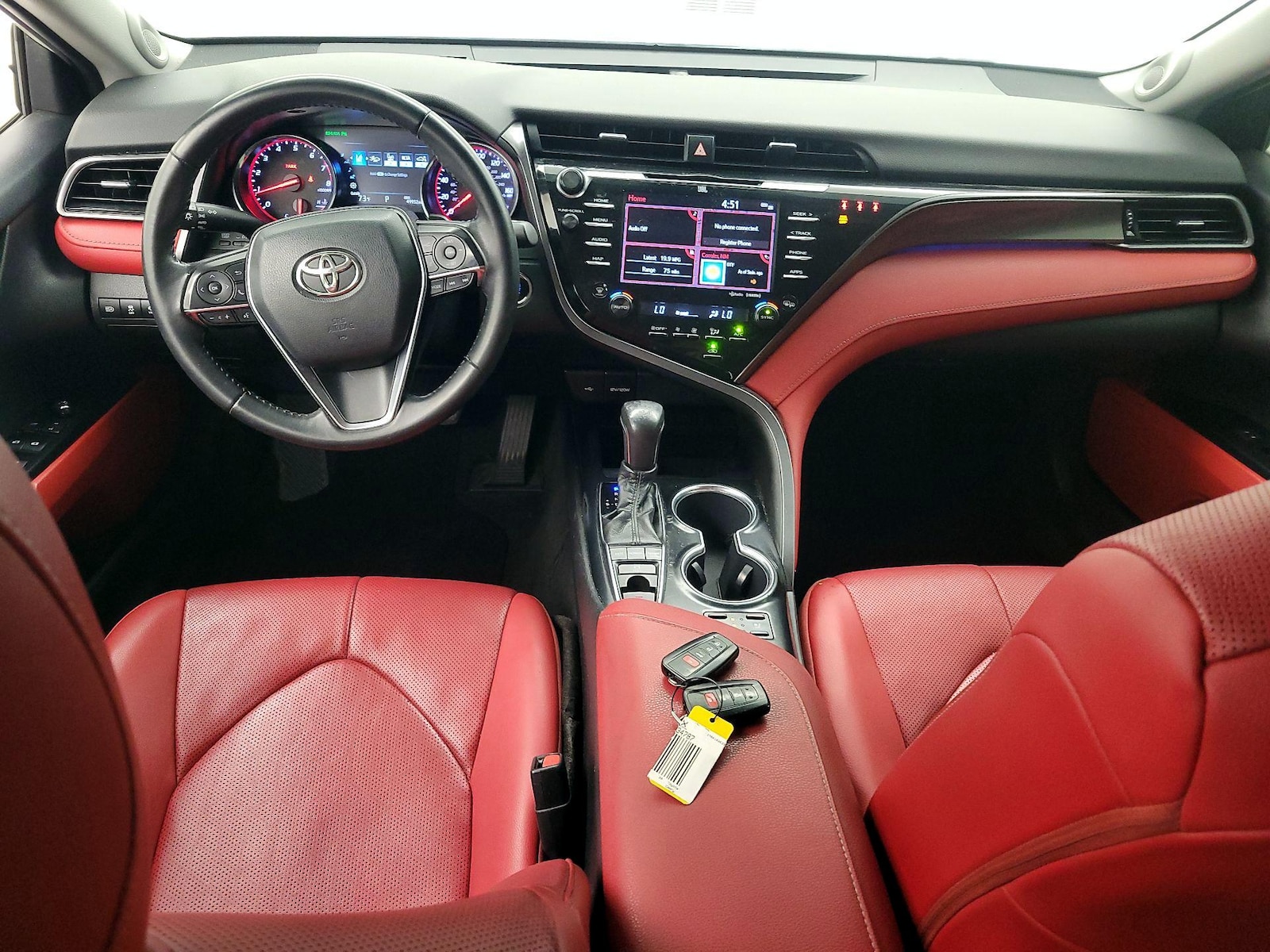 Apple CarPlay® & Android Auto™