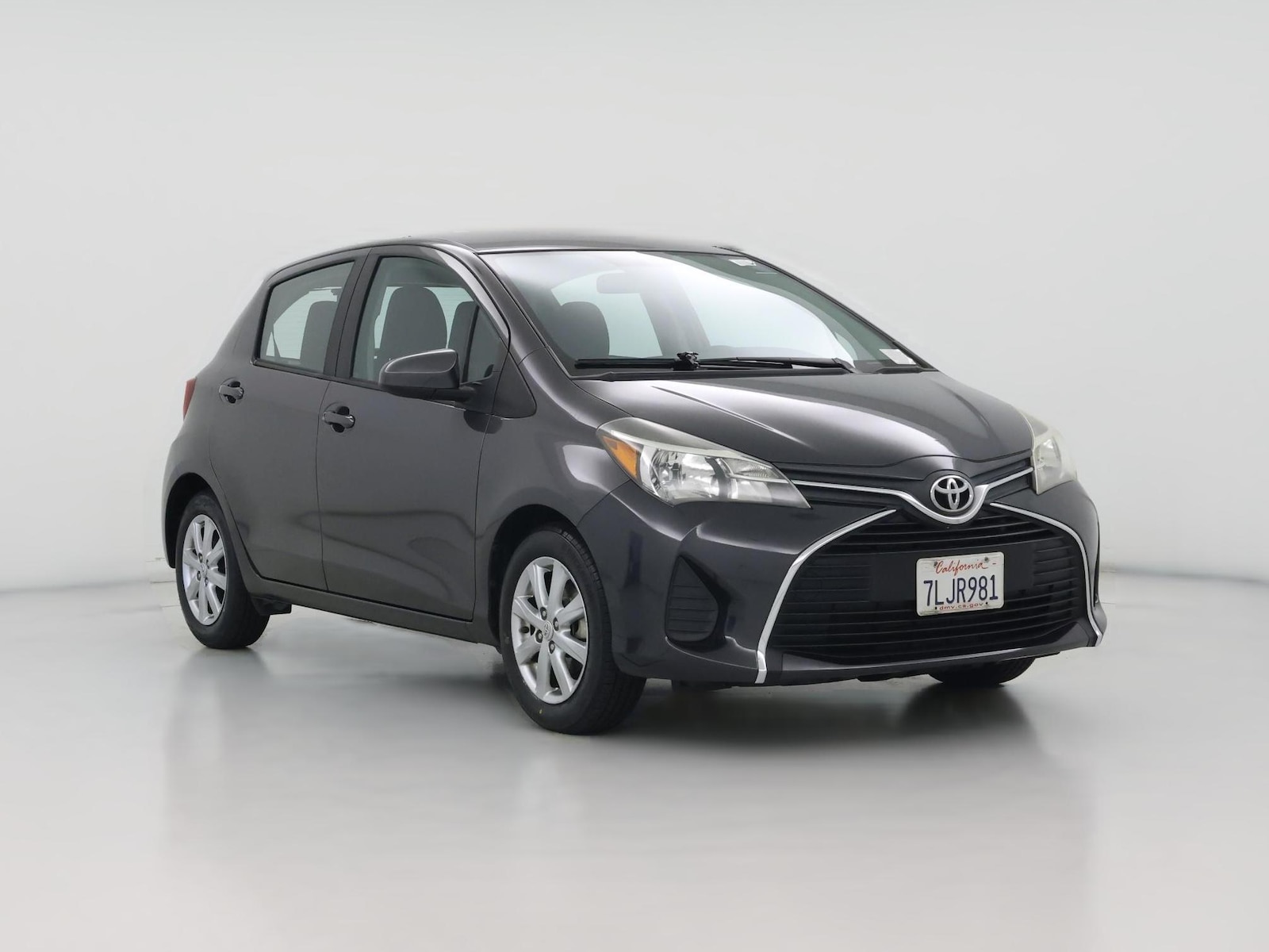 2015 Toyota Yaris LE