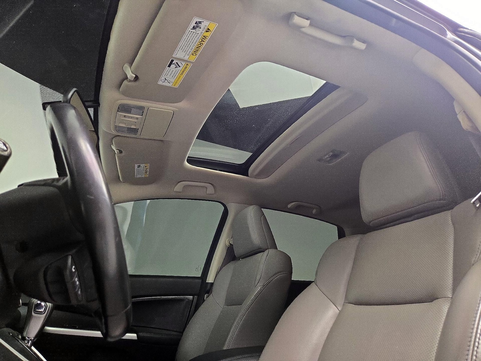 Sunroof(s) & Overhead Airbags
