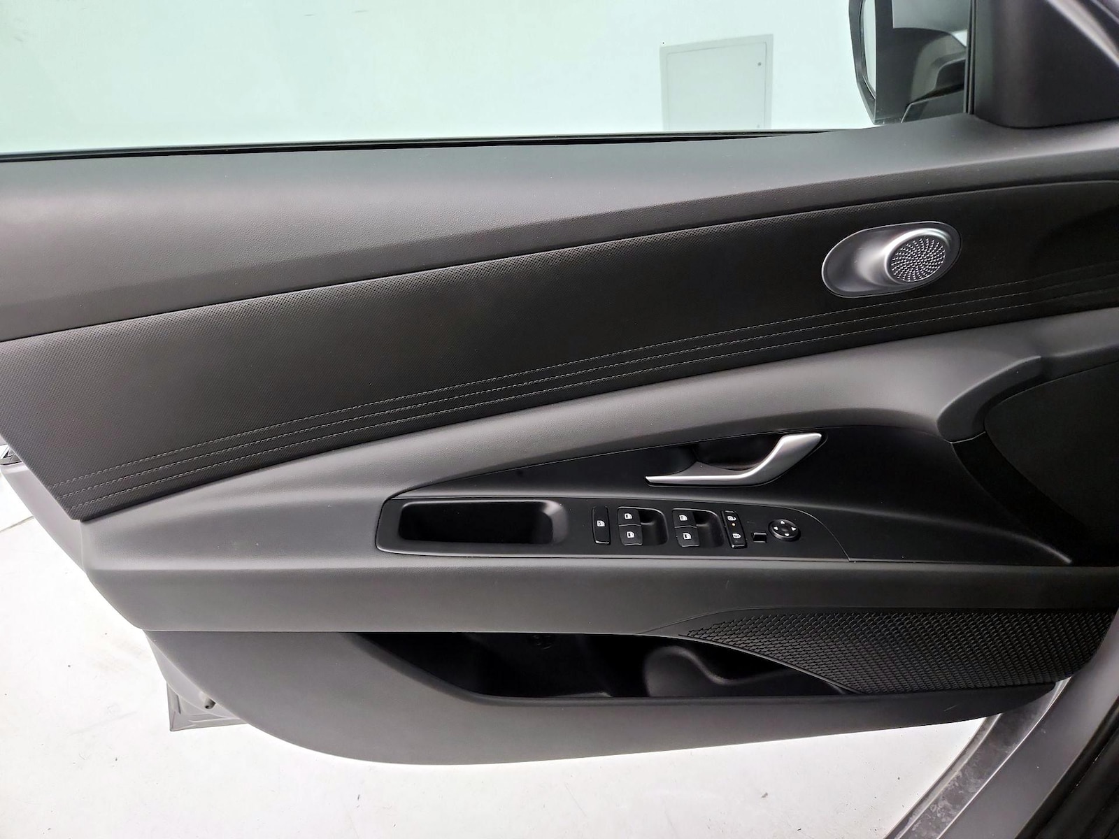 2026 Hyundai Elantra Blue - Photo 13