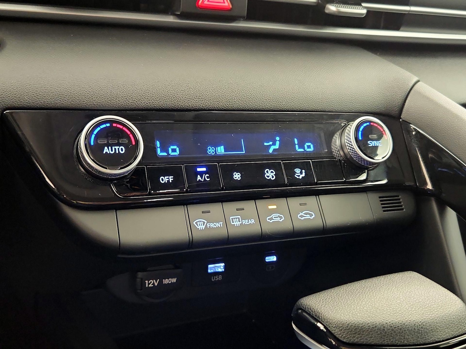 2026 Hyundai Elantra Blue - Photo 17