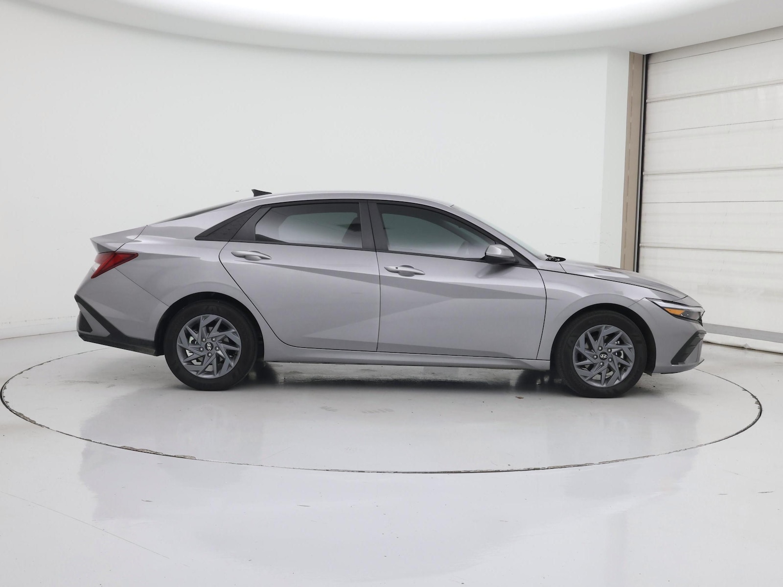 2026 Hyundai Elantra Blue - Photo 8
