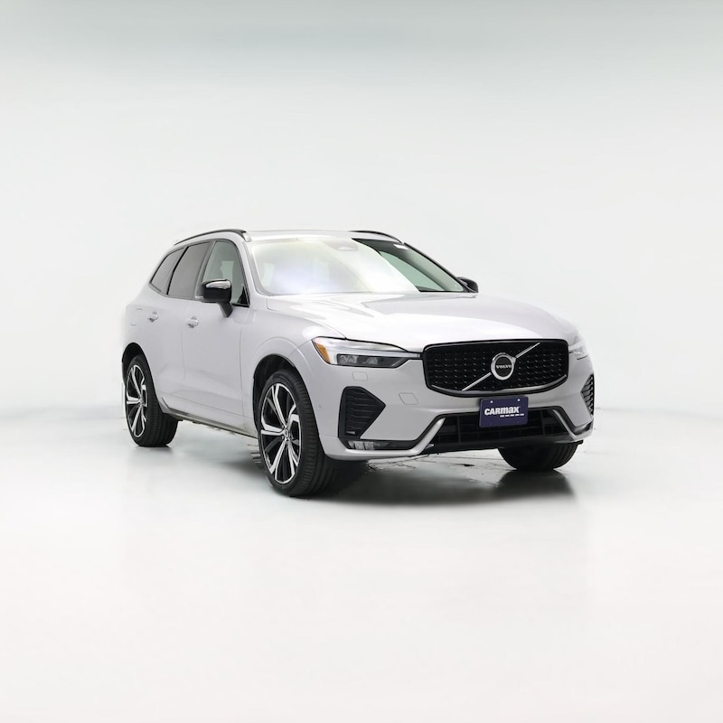 2023 Volvo XC60 B5 Ultimate Dark Theme