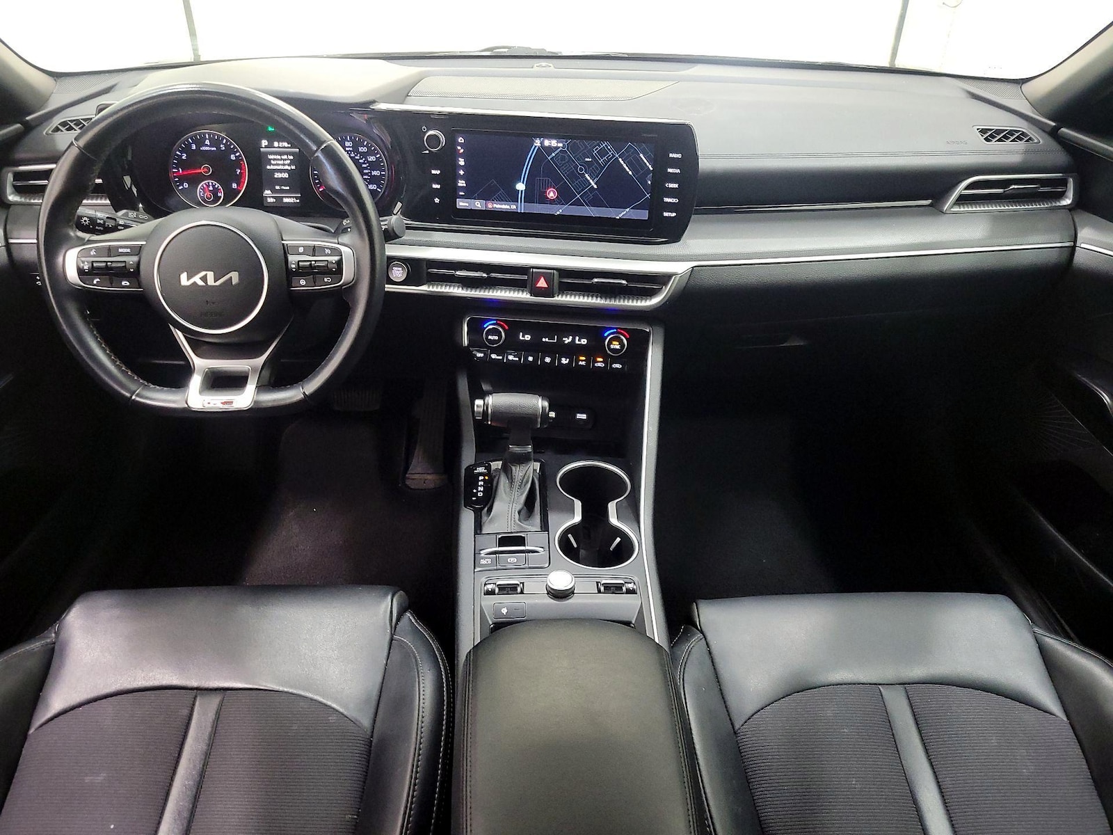 Apple CarPlay® & Android Auto™