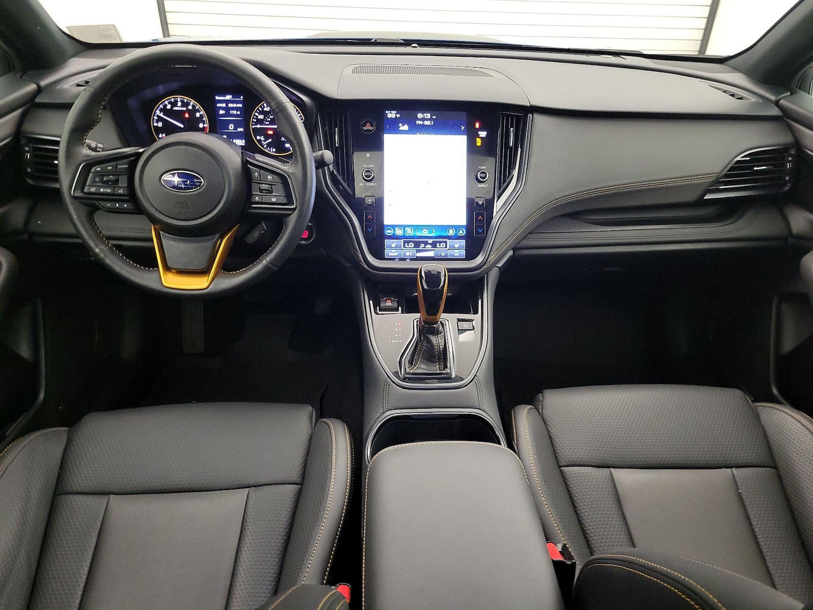 Apple CarPlay® & Android Auto™