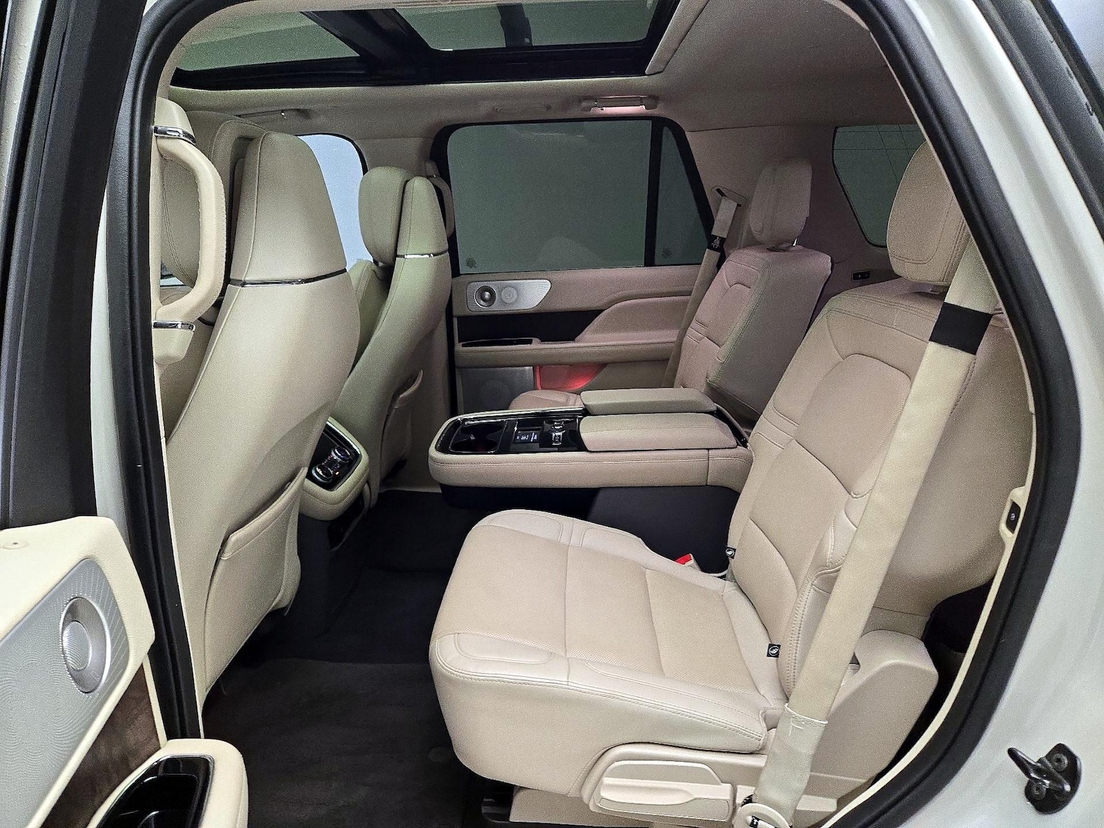 Rear Air Conditioning