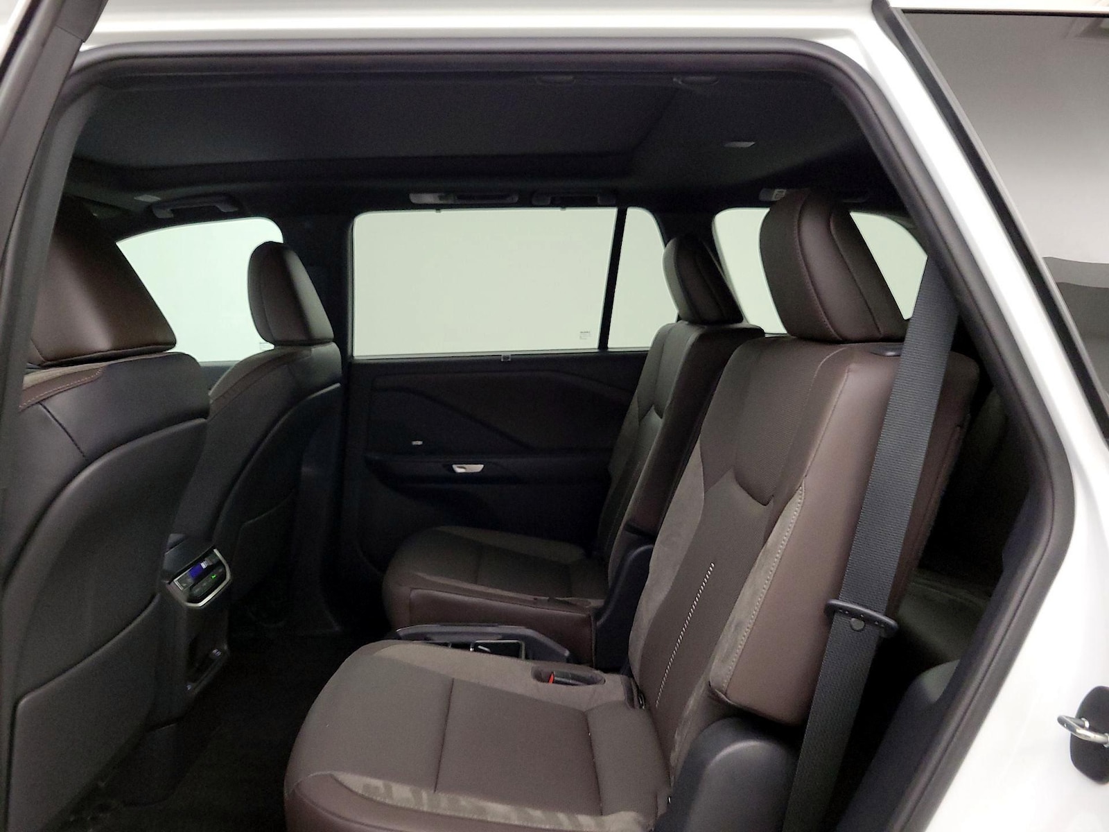 Rear Air Conditioning