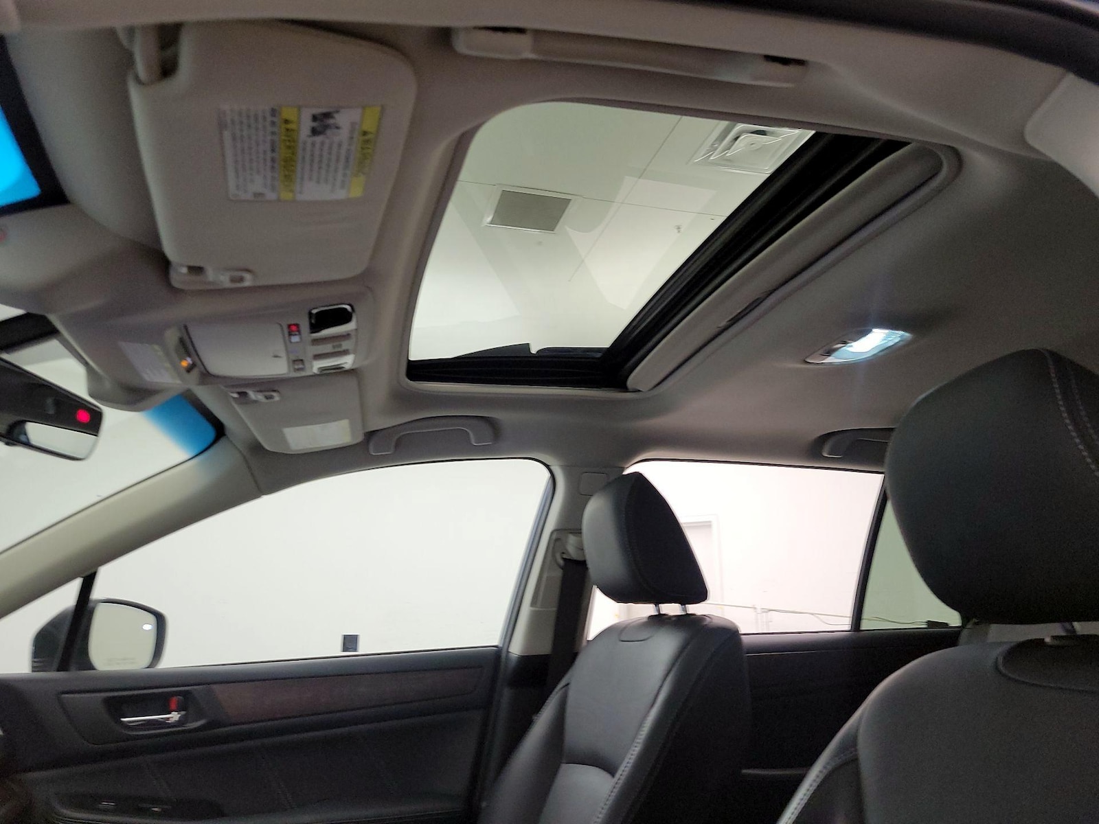 Sunroof(s) & Overhead Airbags