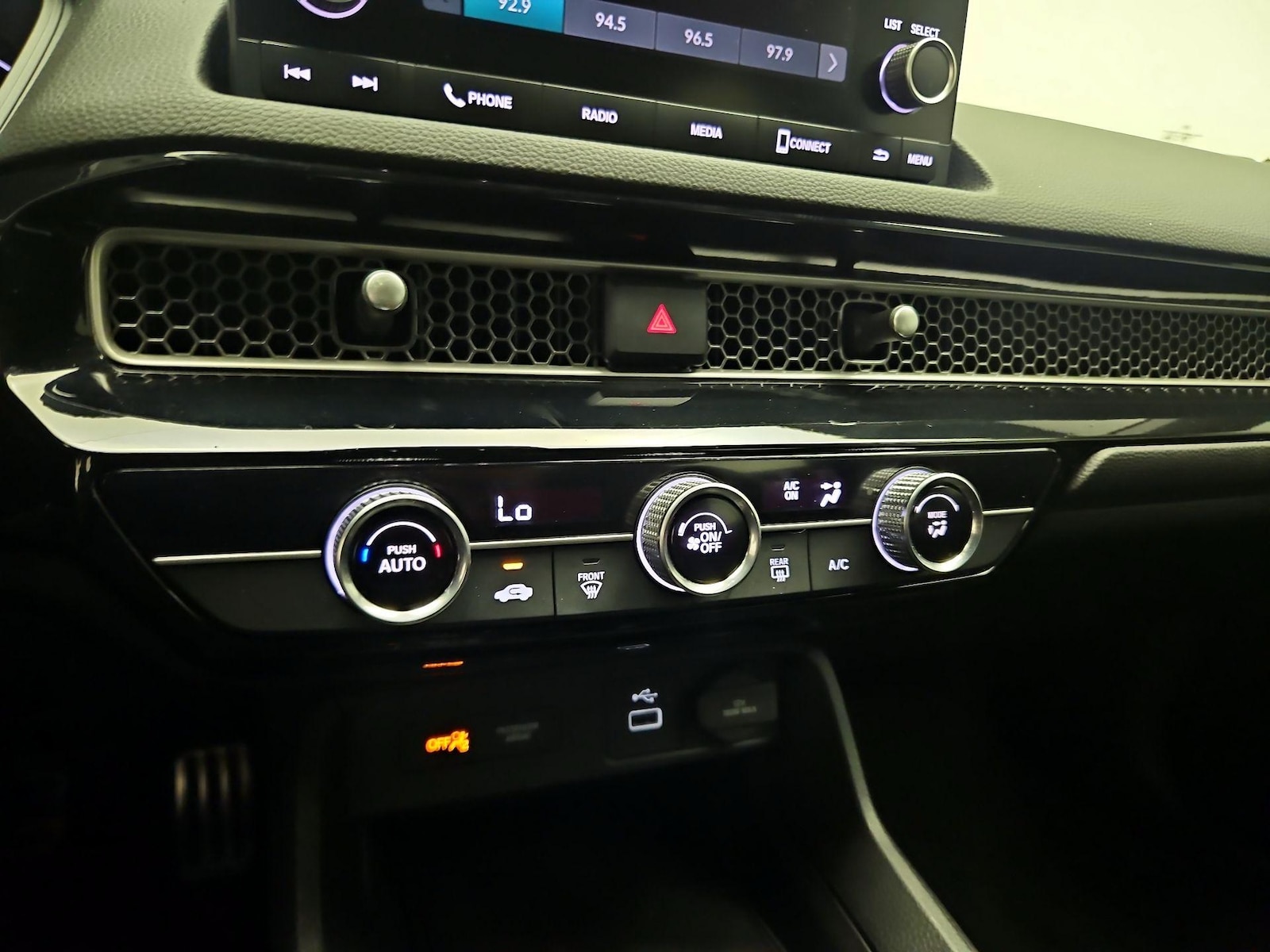 2022 Honda Civic Sport - Photo 16