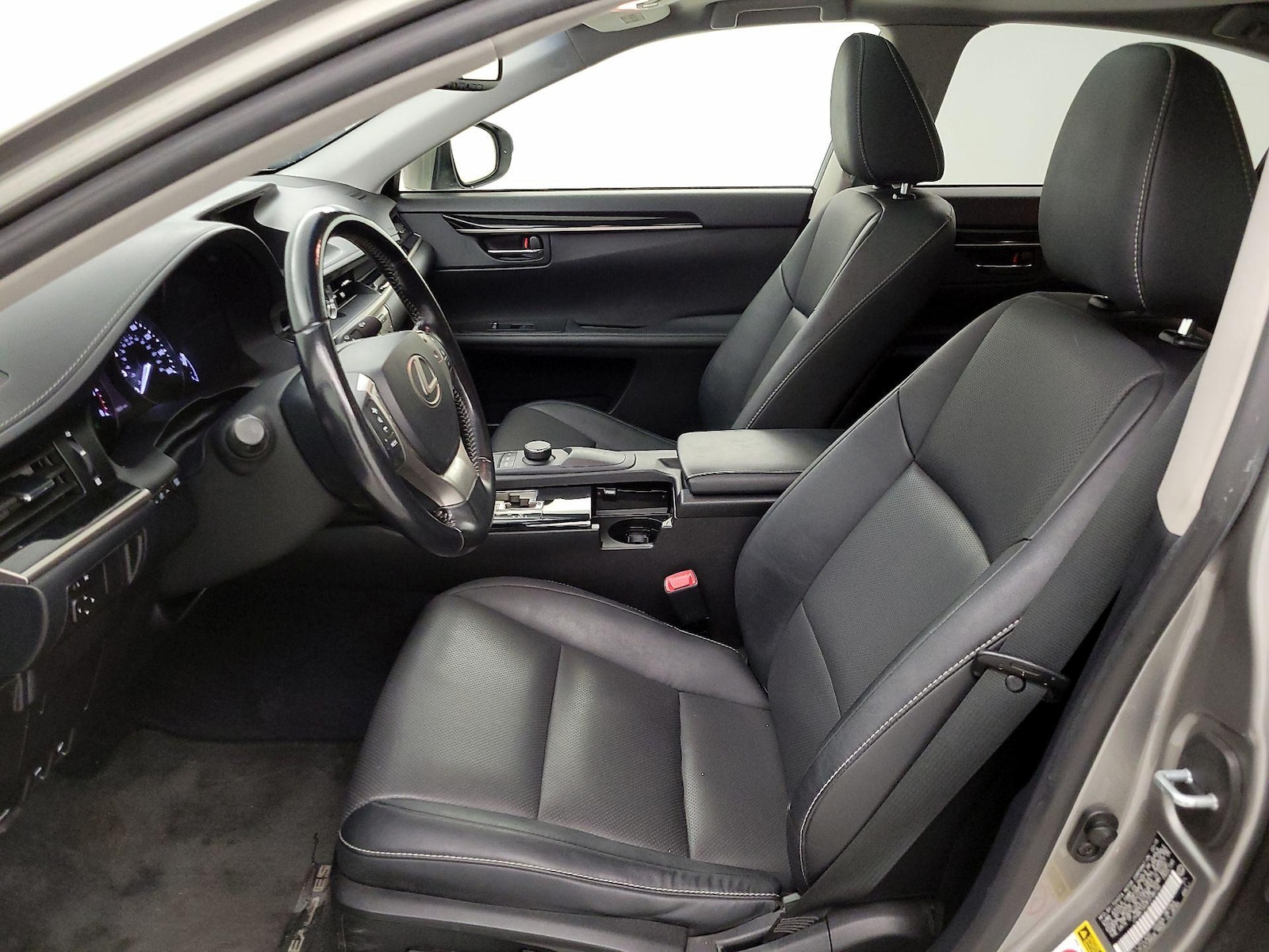 Power Seat(s) & Leather Seats