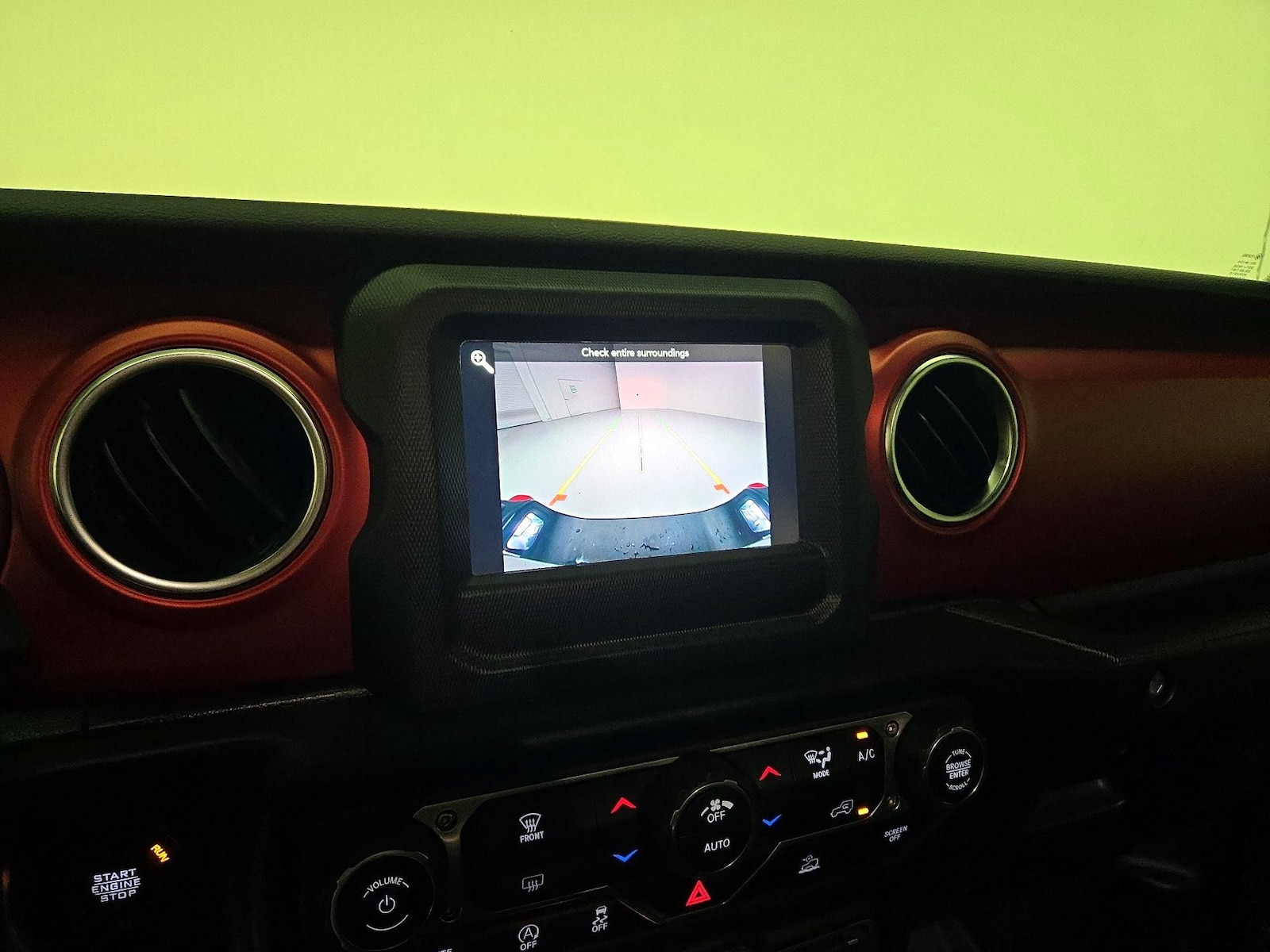 2021 Jeep Gladiator Rubicon - Photo 15